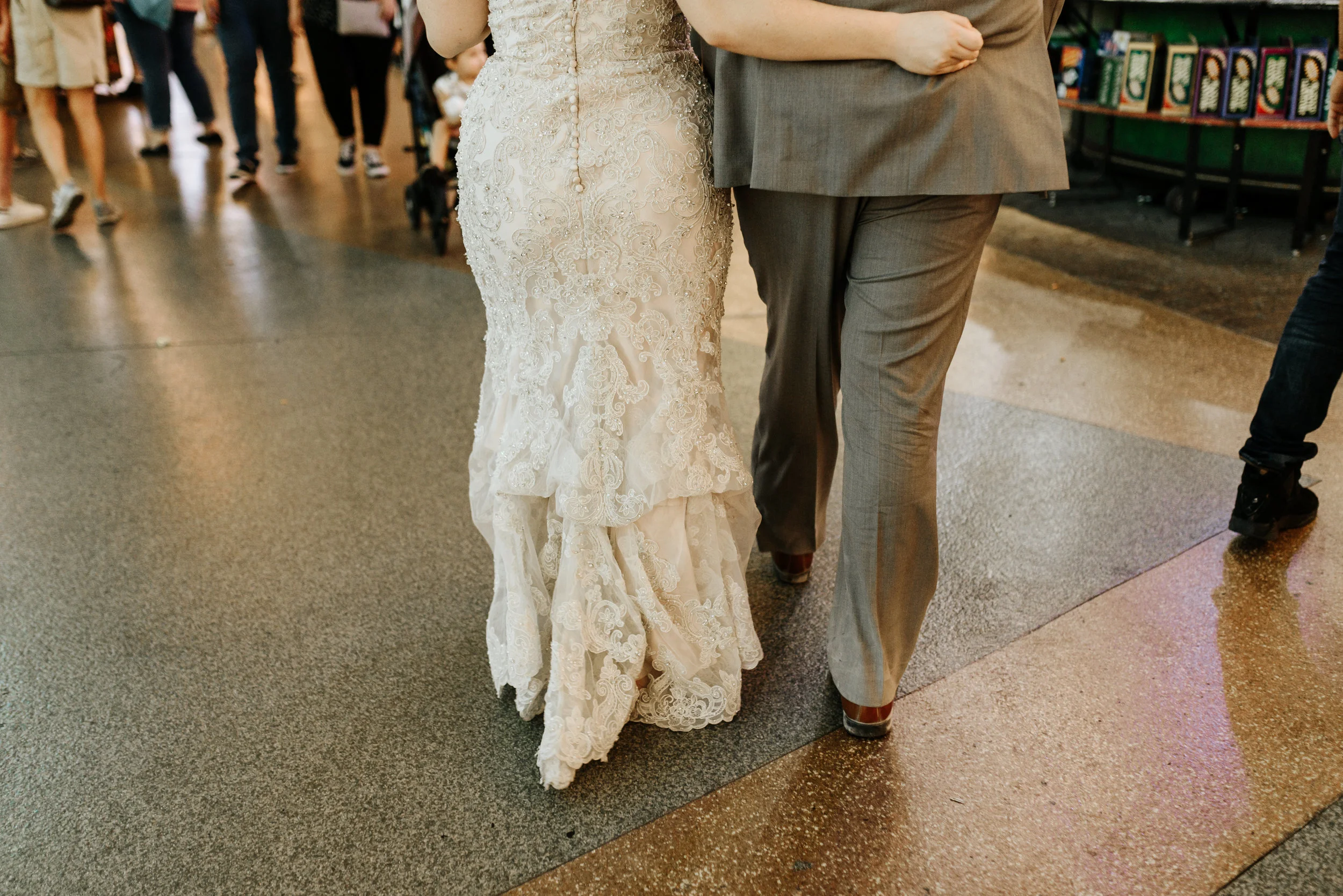 Neon-Museum-Wedding-Las-Vegas-Nevada-Golden-Nugget-Photography-by-V-Ally-and-Dan-3501.jpg