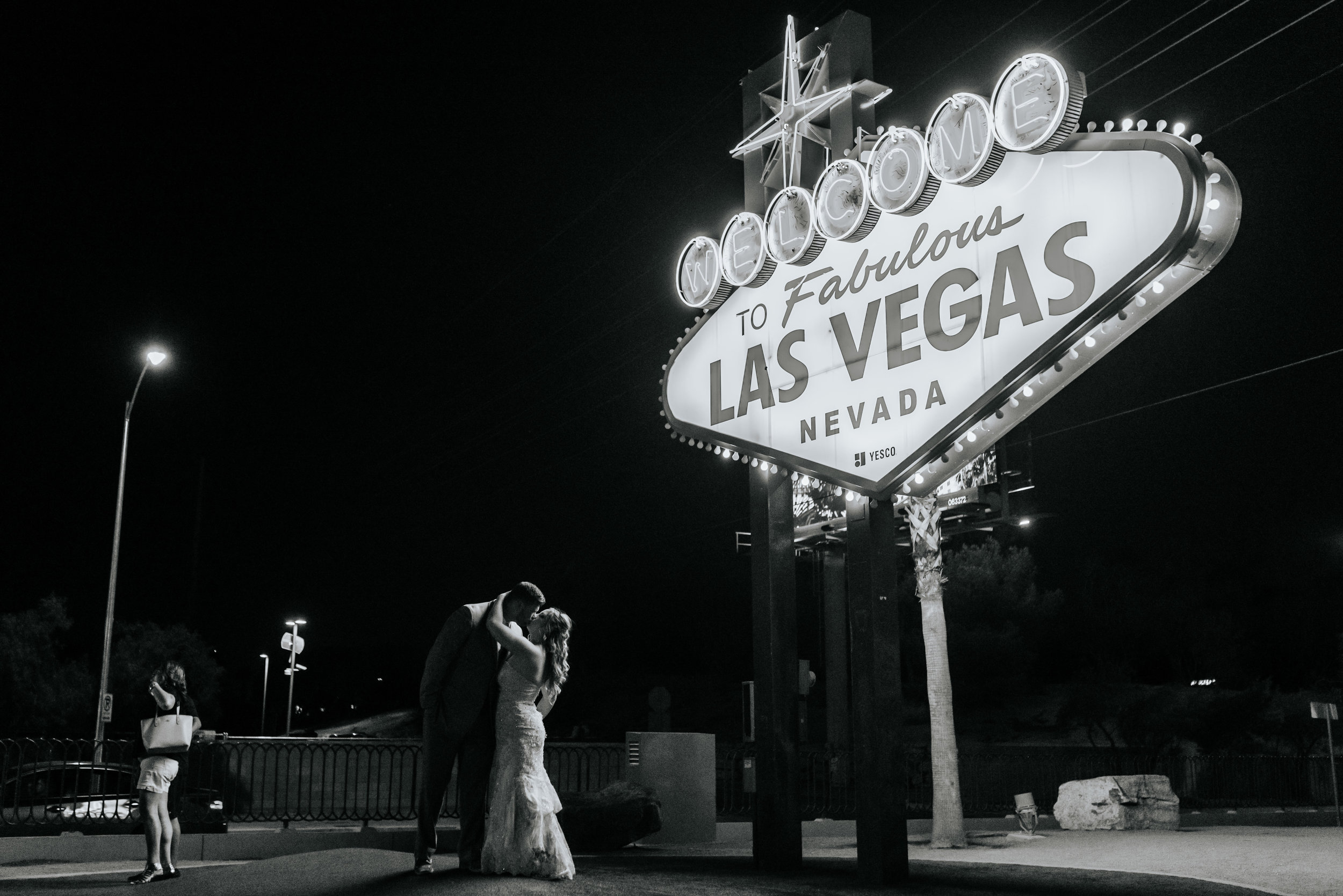 Neon-Museum-Wedding-Las-Vegas-Nevada-Golden-Nugget-Photography-by-V-Ally-and-Dan-3404-2.jpg