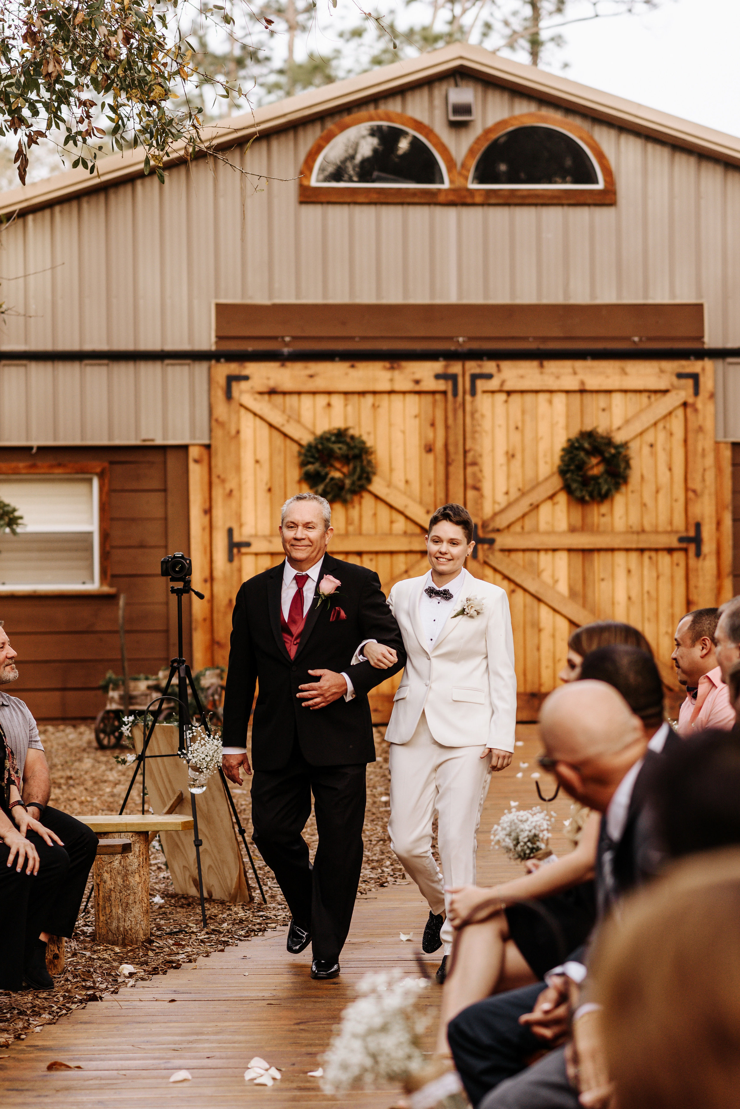 Alexia_Celeste_Wedding_Cielo_Blu_Barn_Photography_by_V_2369.jpg