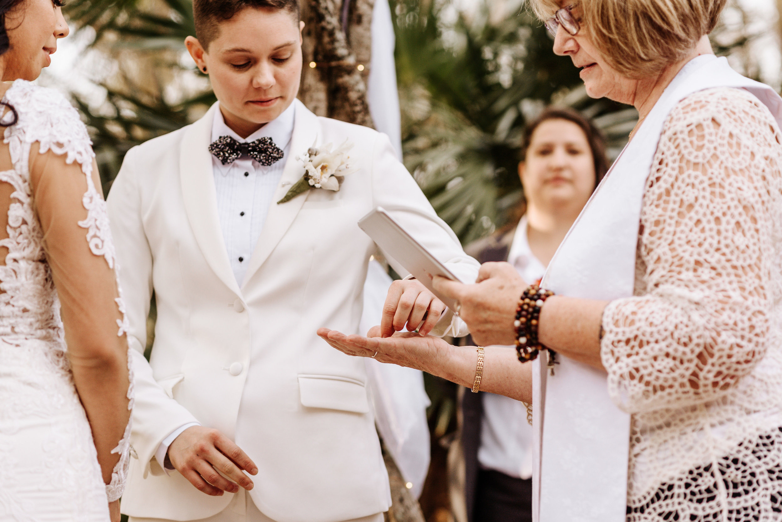 Alexia_Celeste_Wedding_Cielo_Blu_Barn_Photography_by_V_2476.jpg