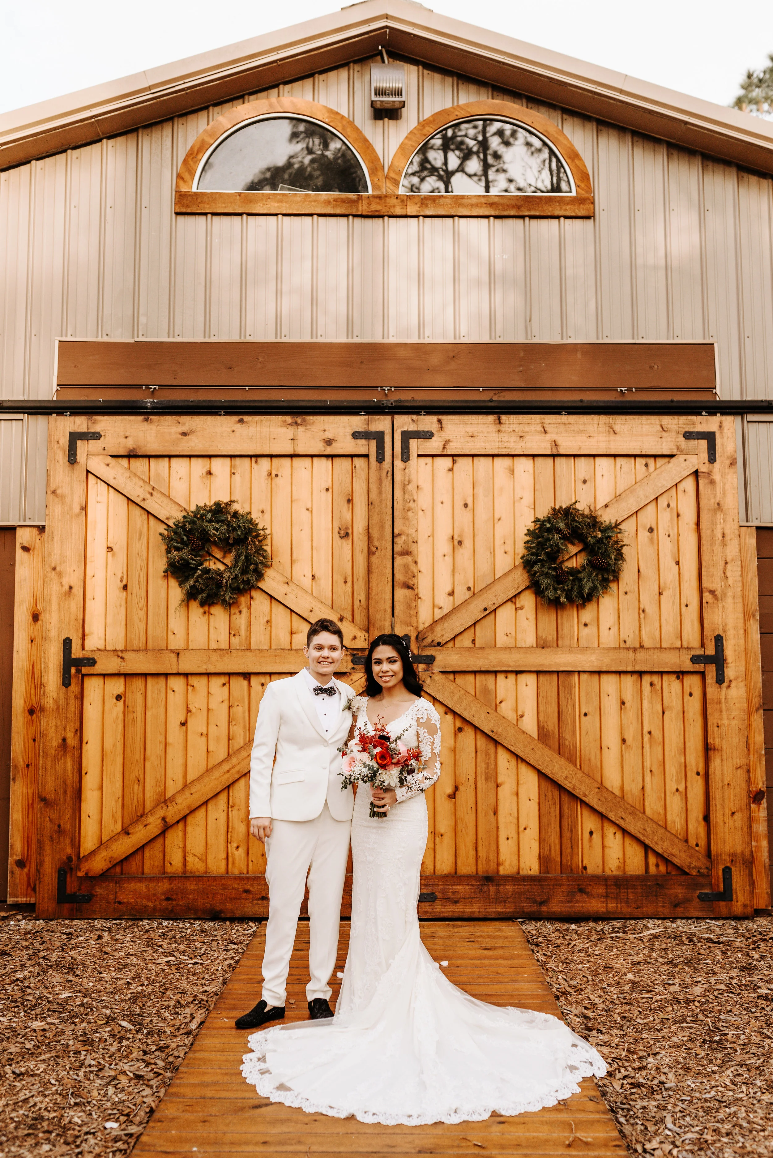 Alexia_Celeste_Wedding_Cielo_Blu_Barn_Photography_by_V_6450.jpg