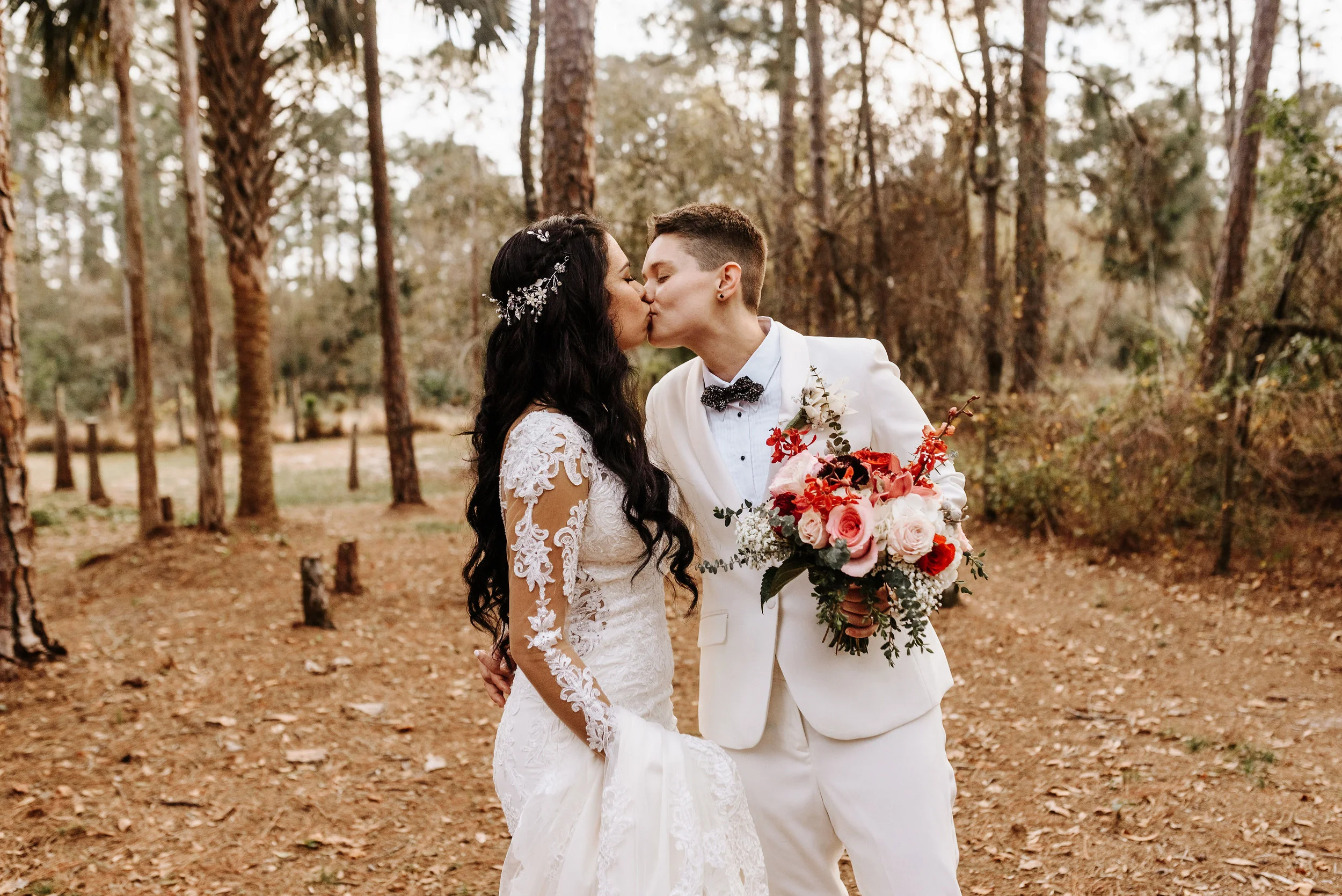 Alexia_Celeste_Wedding_Cielo_Blu_Barn_Photography_by_V_6800.jpg