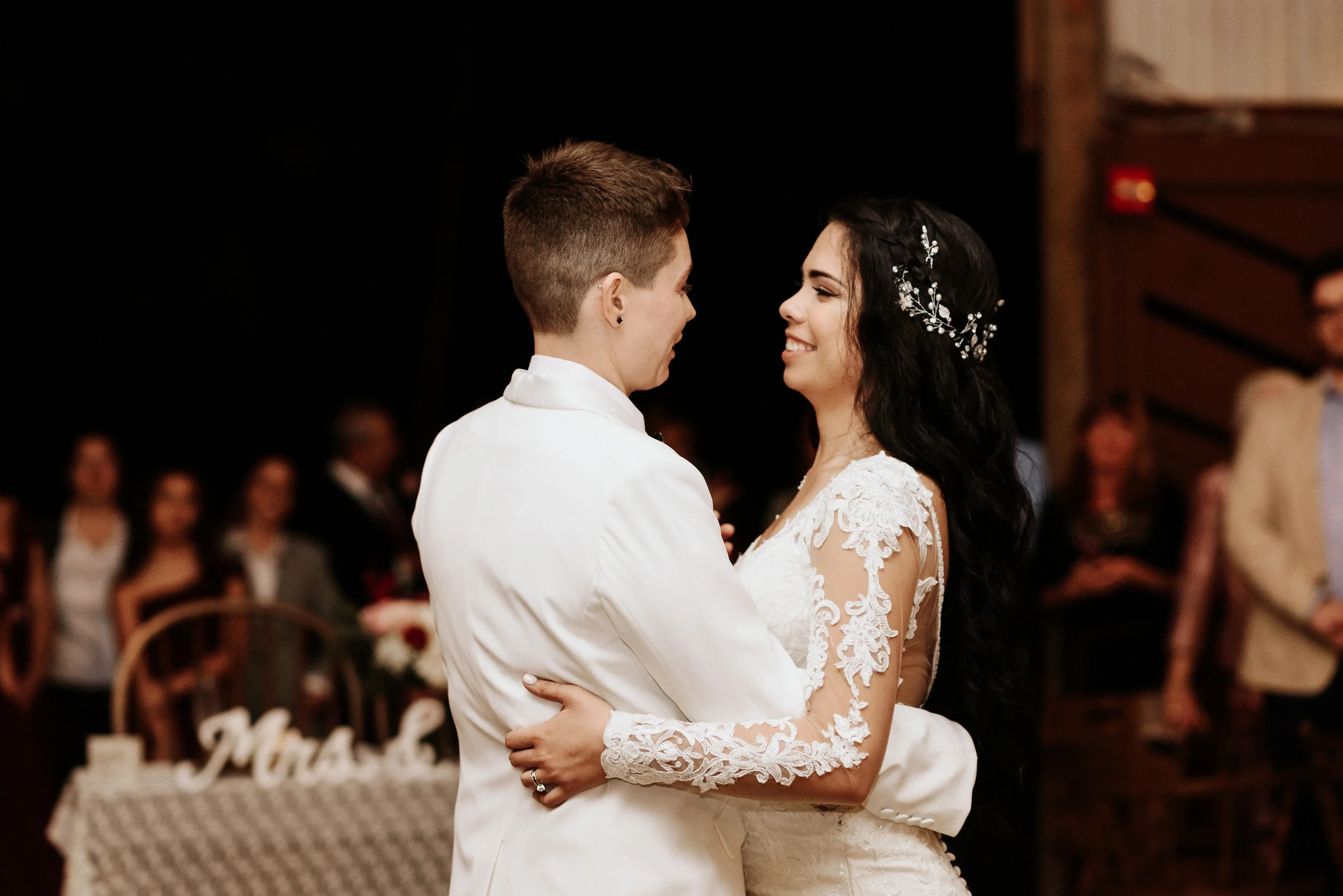 Alexia_Celeste_Cielo_Blu_Barn_Photography_by_V_3396.jpg