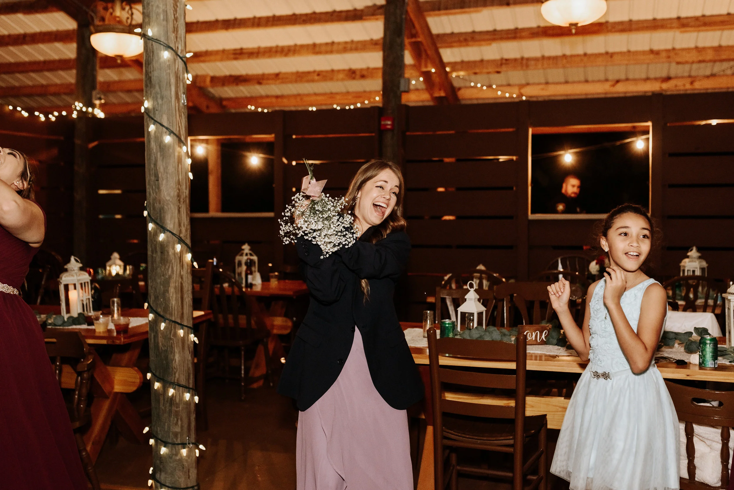 Alexia_Celeste_Cielo_Blu_Barn_Photography_by_V_7948.jpg