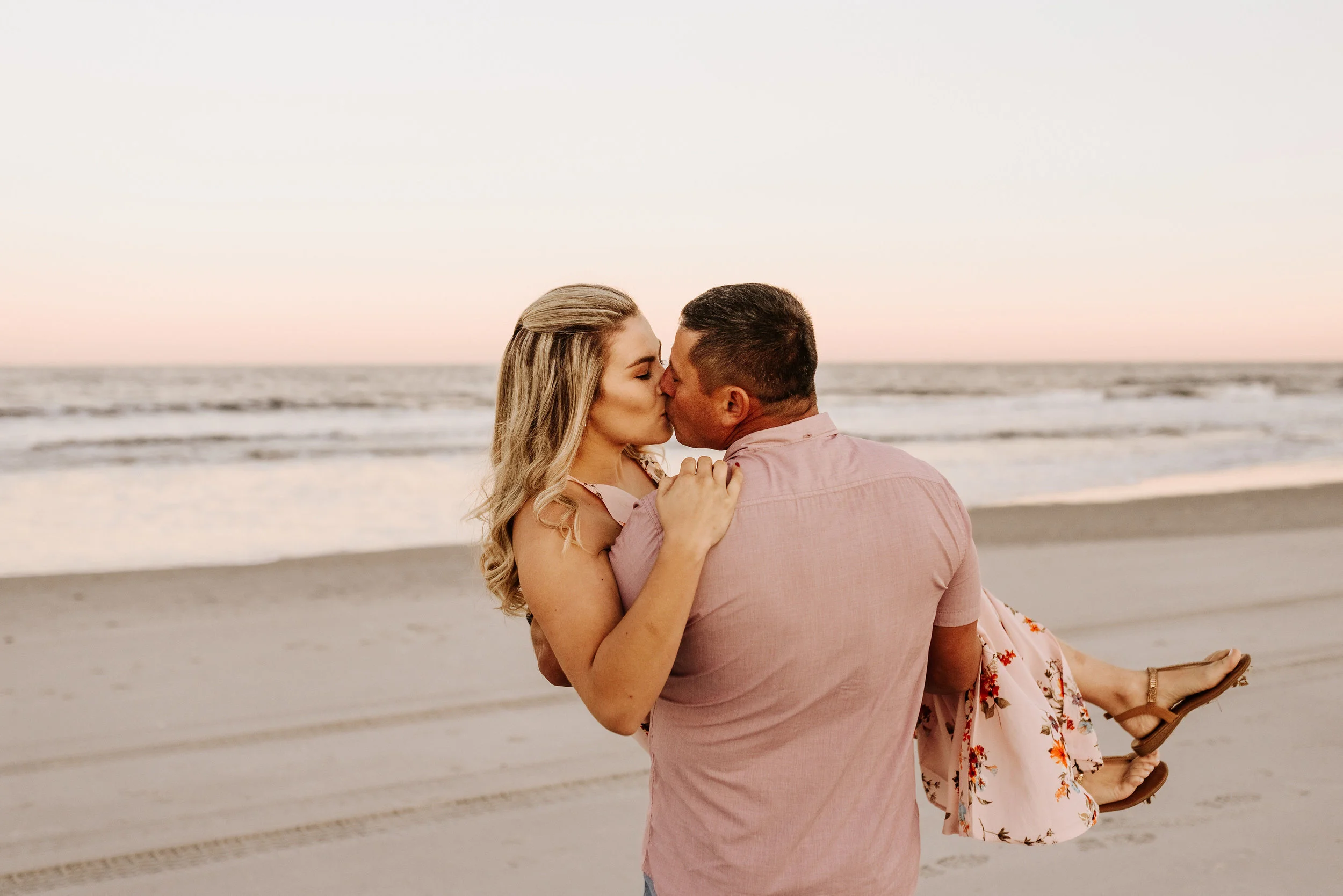 Jacksonville Beach - Jacksonville, Florida - Engagement Session - Ana + Edmilson - Photography by V - Orlando Wedding Photographer