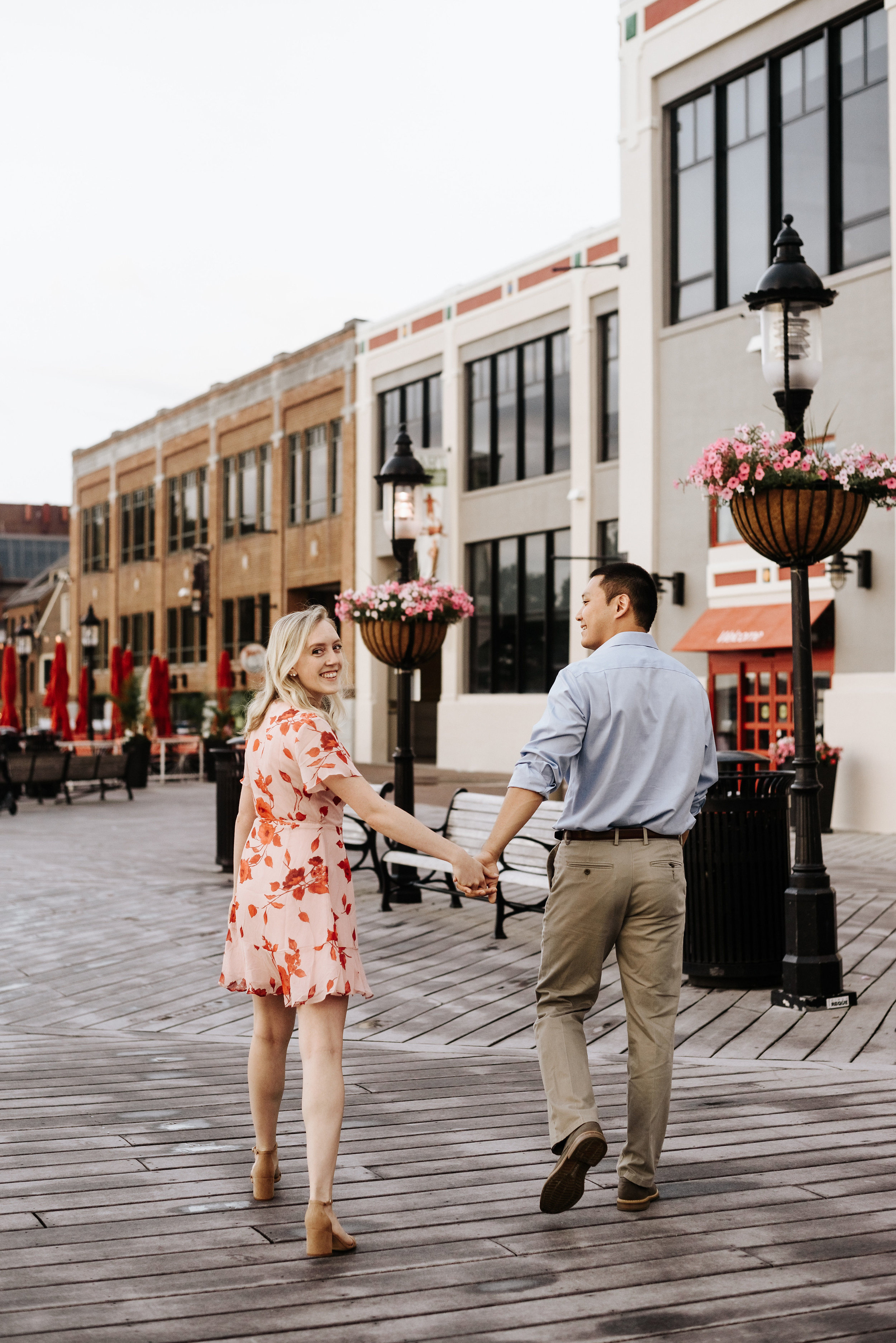 Bella_Alec_Old_Town_Alexandria_Engagement_Session_Photography_by_V_5476.jpg