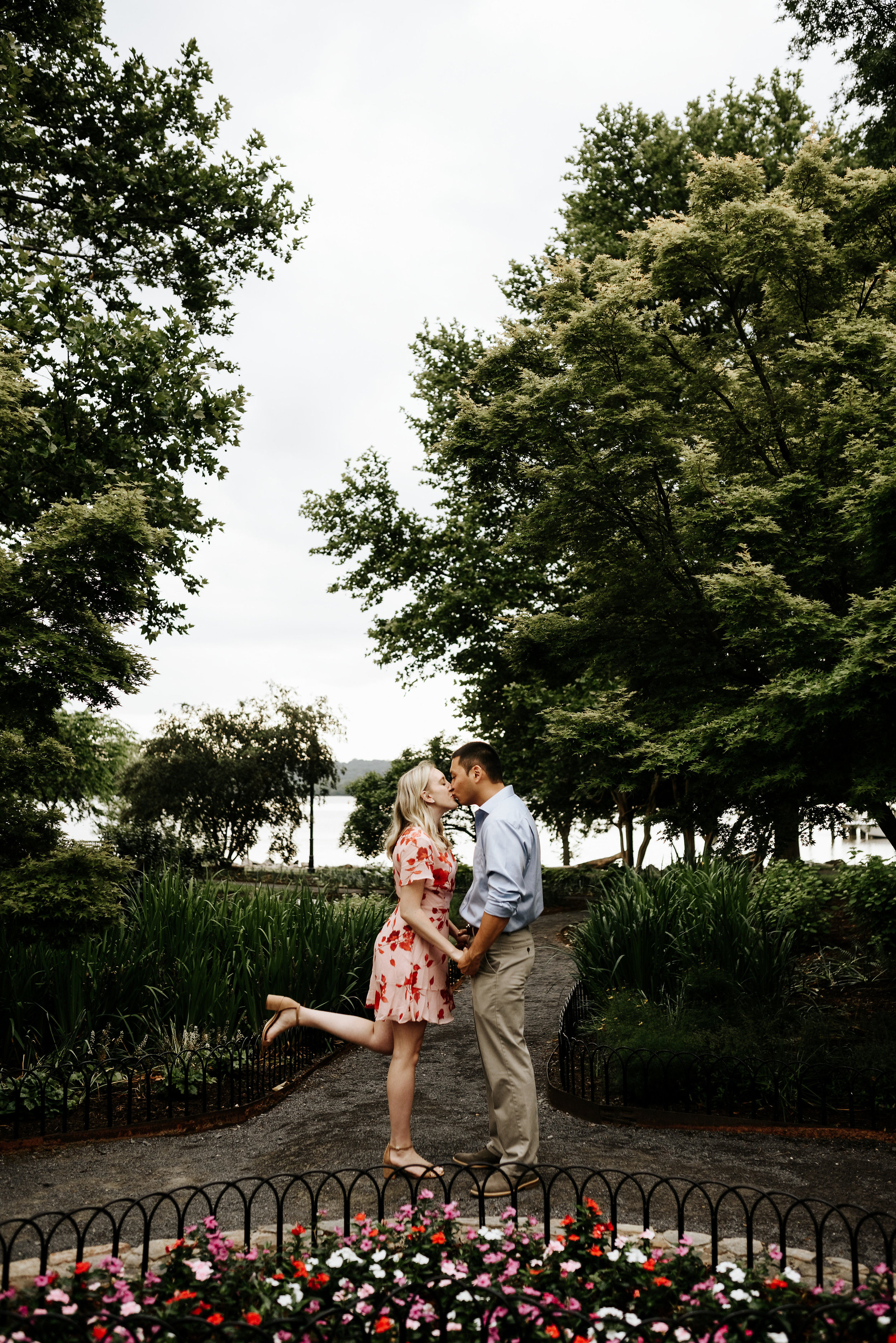 Bella_Alec_Old_Town_Alexandria_Engagement_Session_Photography_by_V_5679.jpg