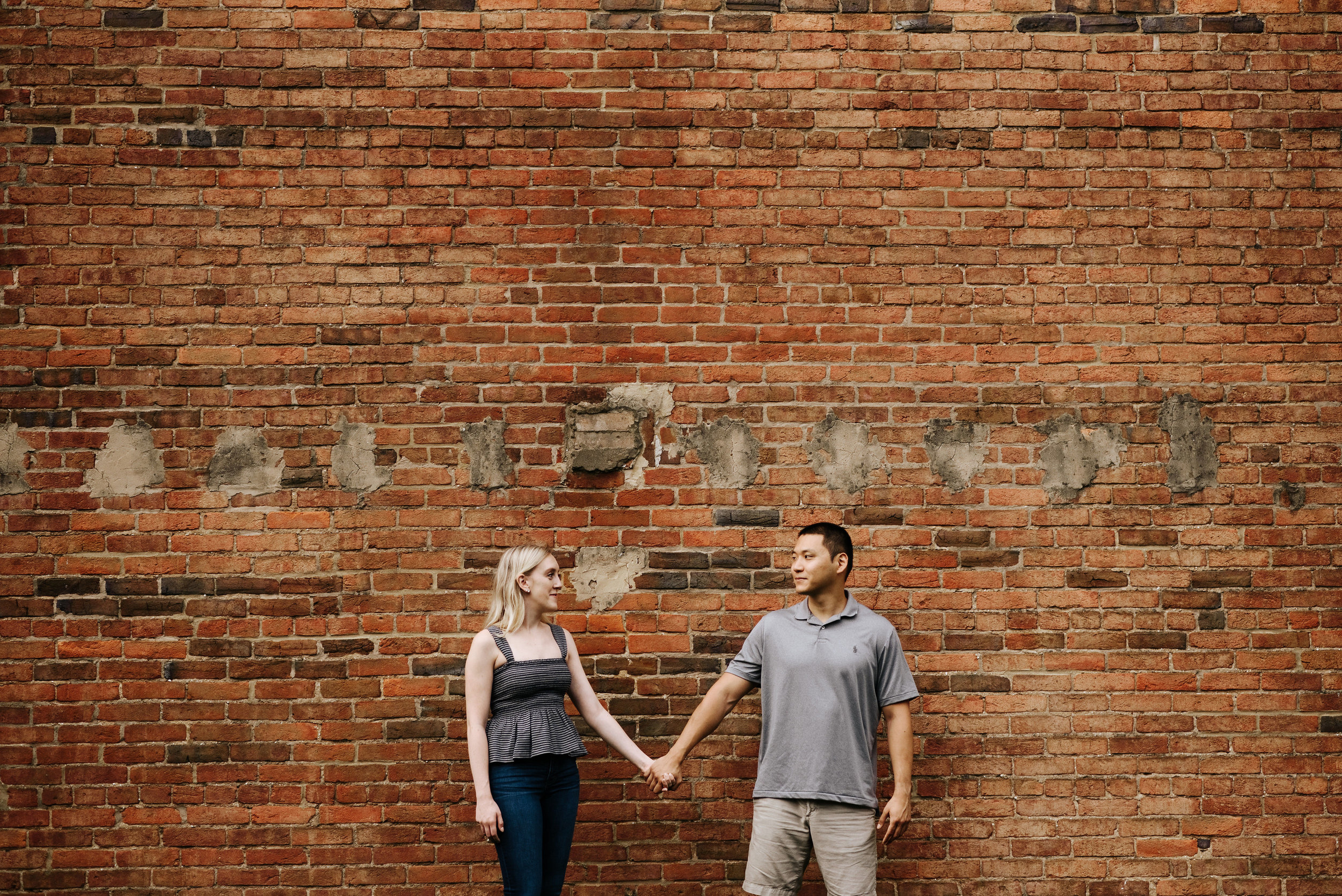 Bella_Alec_Old_Town_Alexandria_Engagement_Session_Photography_by_V_5829.jpg