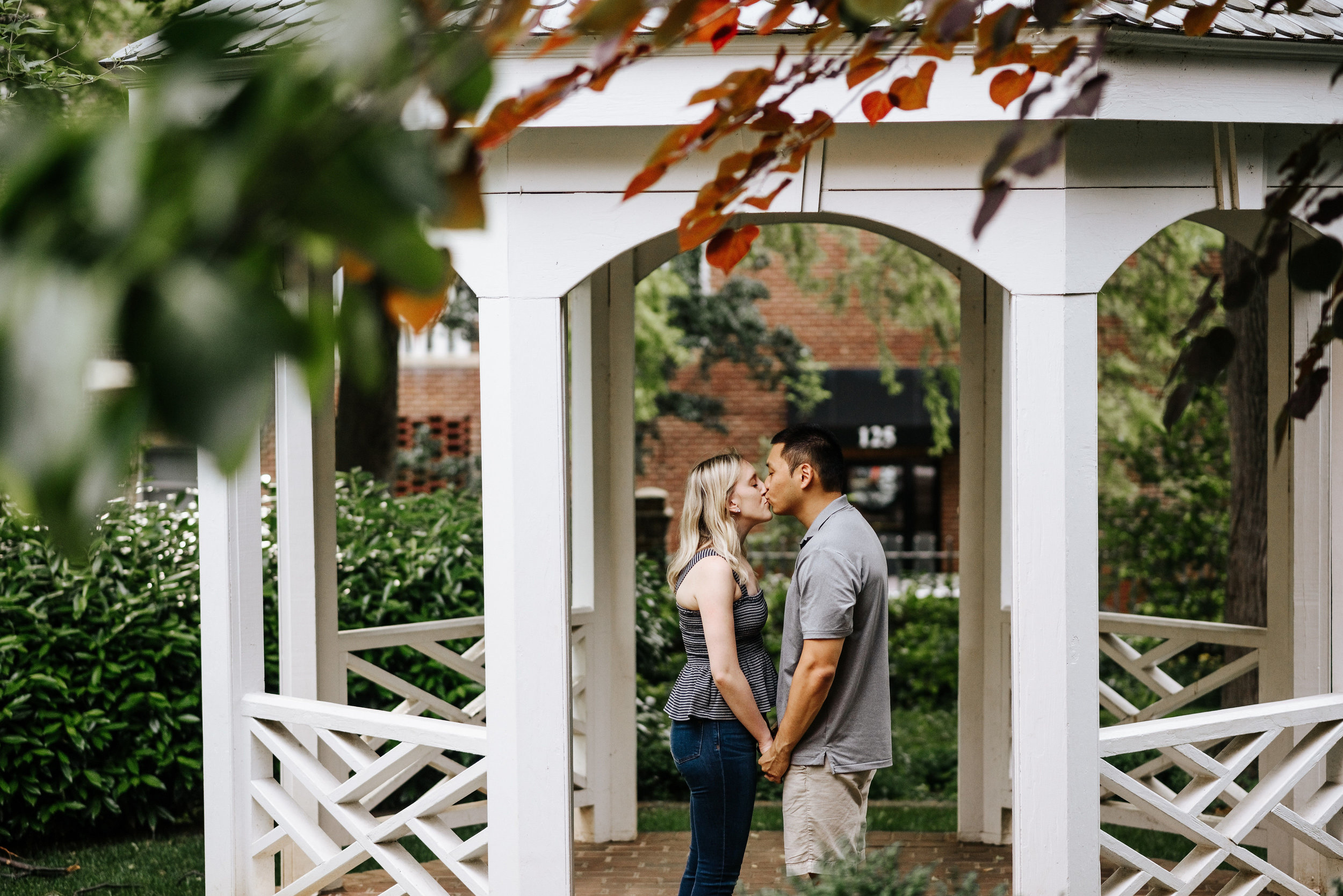 Bella_Alec_Old_Town_Alexandria_Engagement_Session_Photography_by_V_5889.jpg