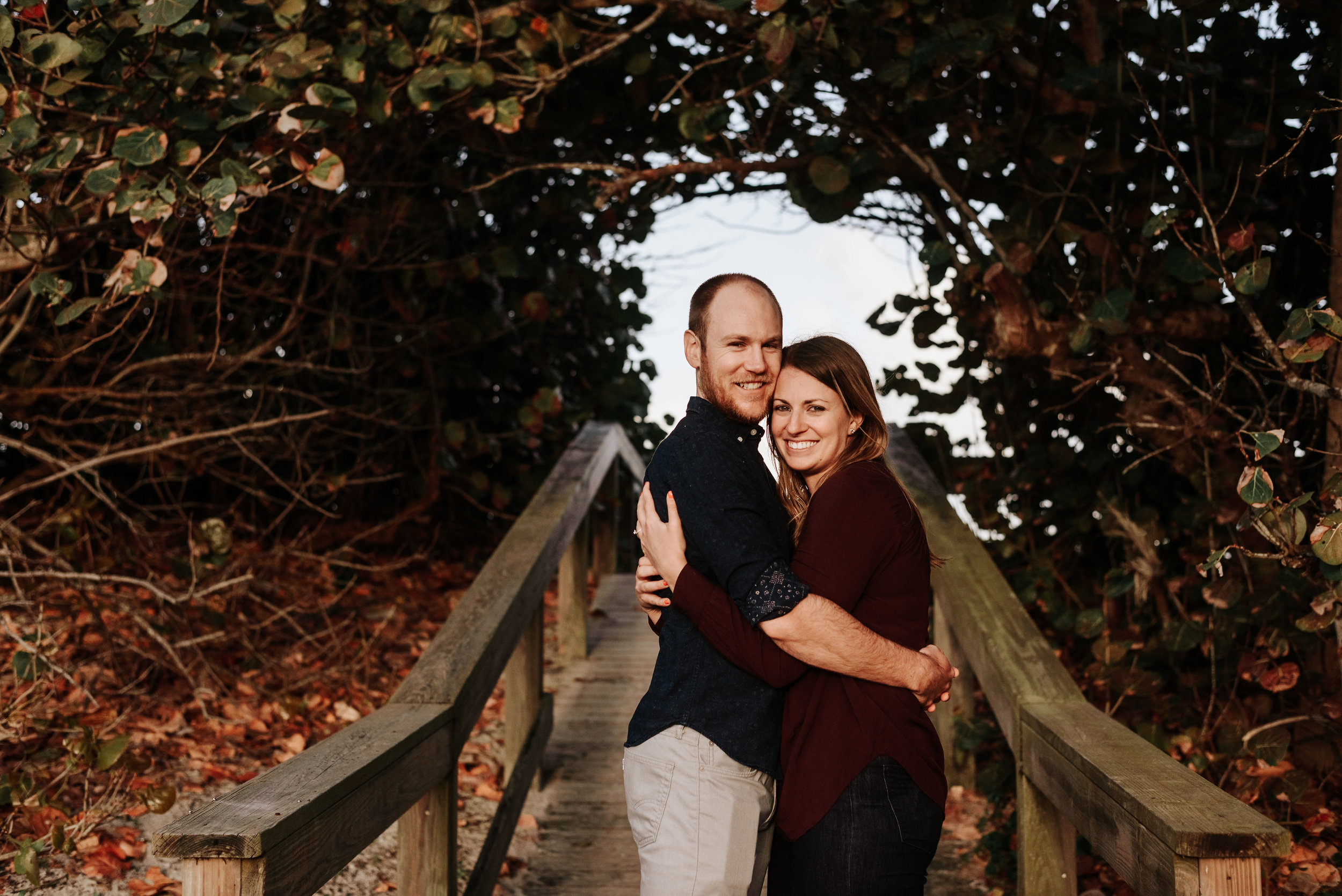 Courtney_Luke_Wedding_Engagement_Session_Cocoa_Beach_Florida_Photography_by_V_4443.jpg