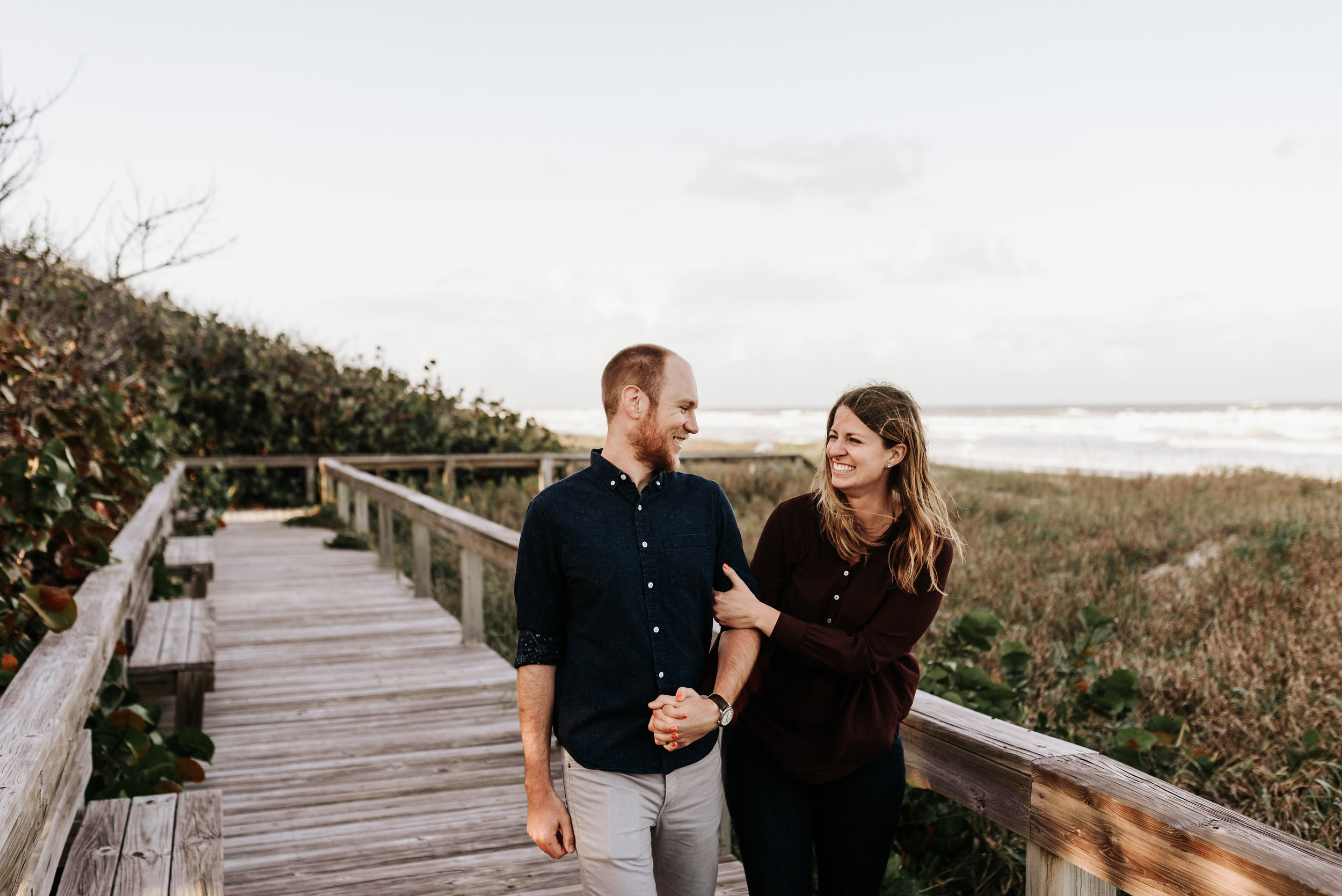 Courtney_Luke_Wedding_Engagement_Session_Cocoa_Beach_Florida_Photography_by_V_4565.jpg