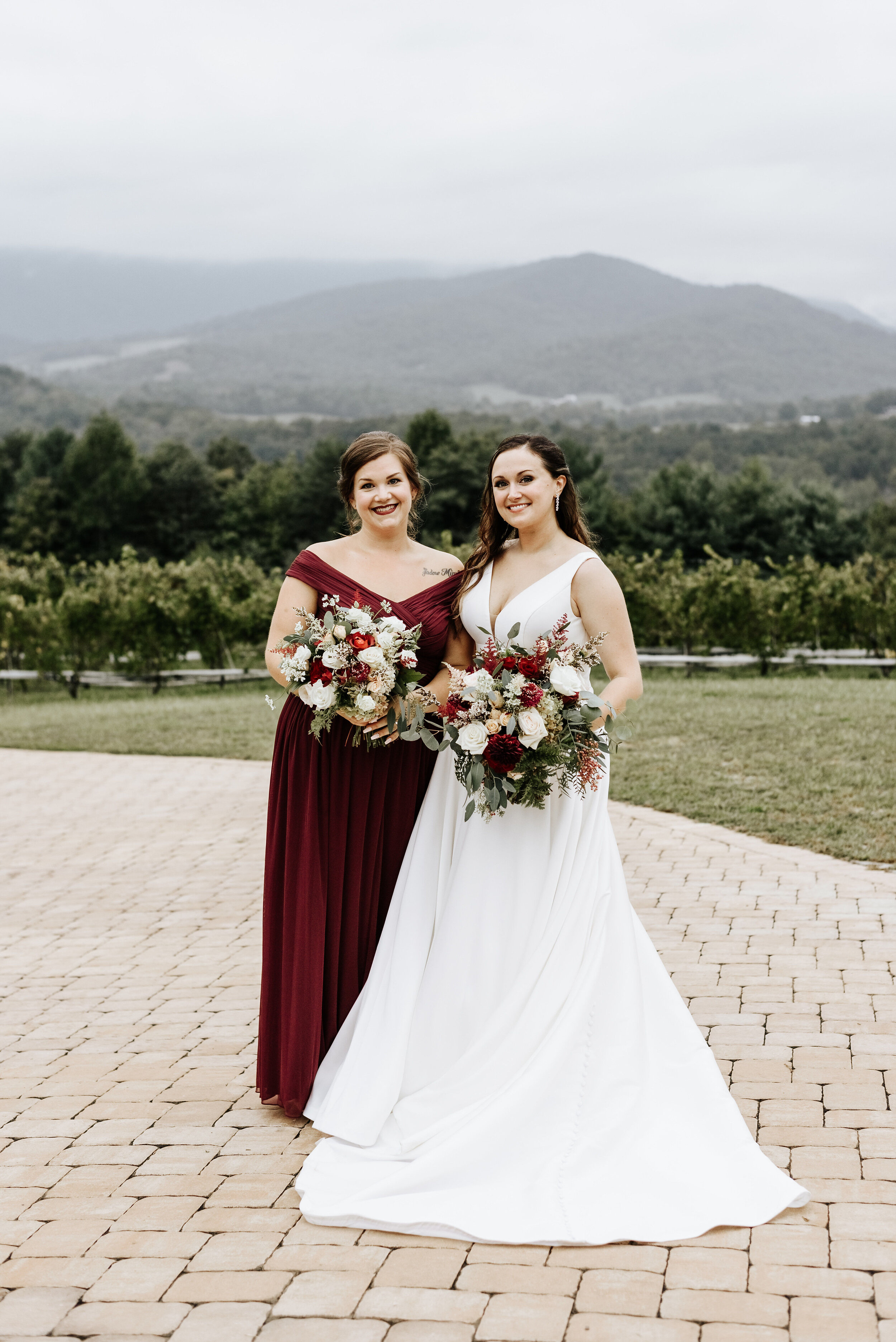 Allison_Nolan_Moss_Vineyards_Wedding_Charlottesville_Virginia_Photography_by_V_52.jpg