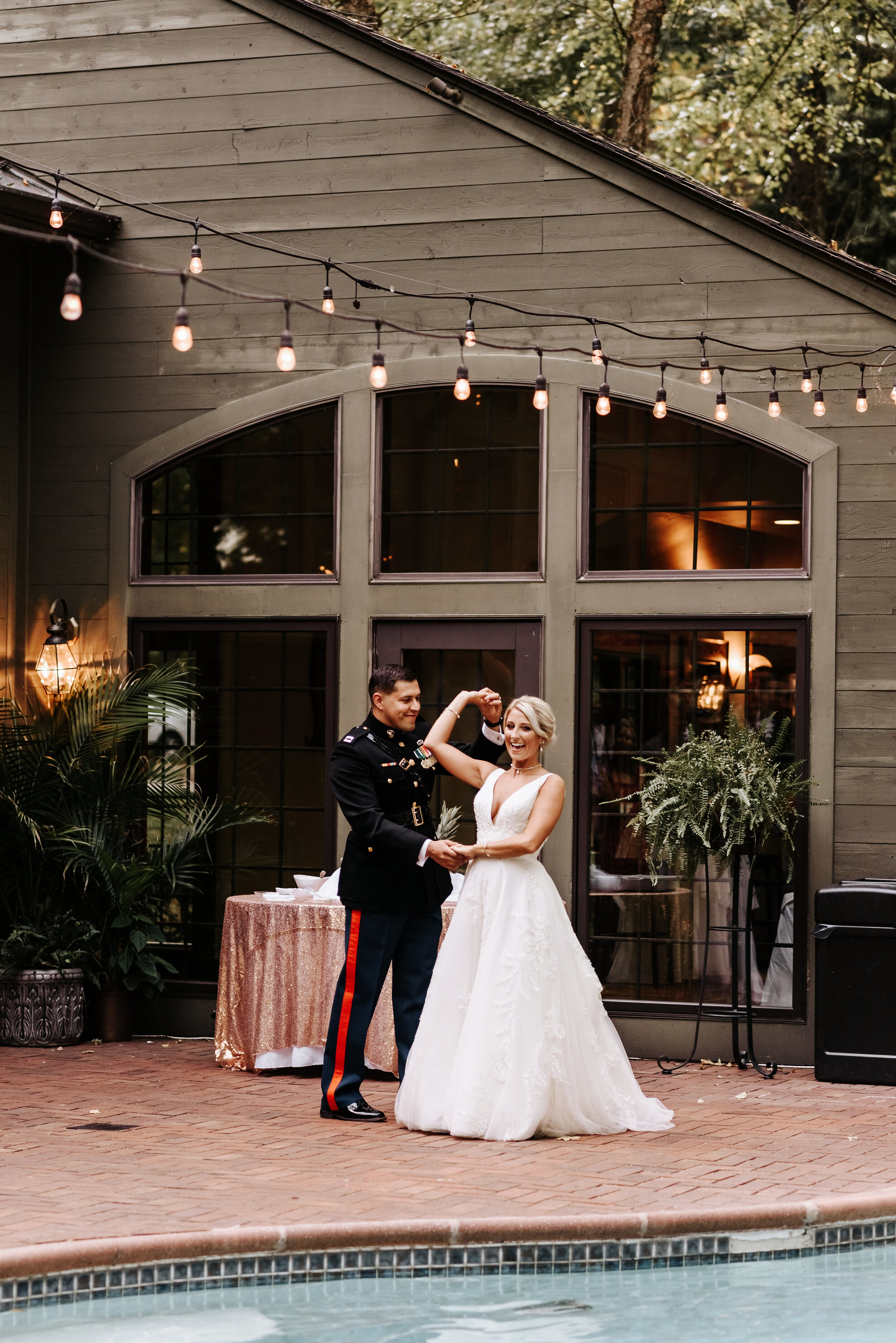 Emily_Mike_Wedding_Celebrations_at_the_Reservoir_Pool_Pavilion_Richmond_Virginia_Wedding_Photographer_Photography_by_V_74.jpg