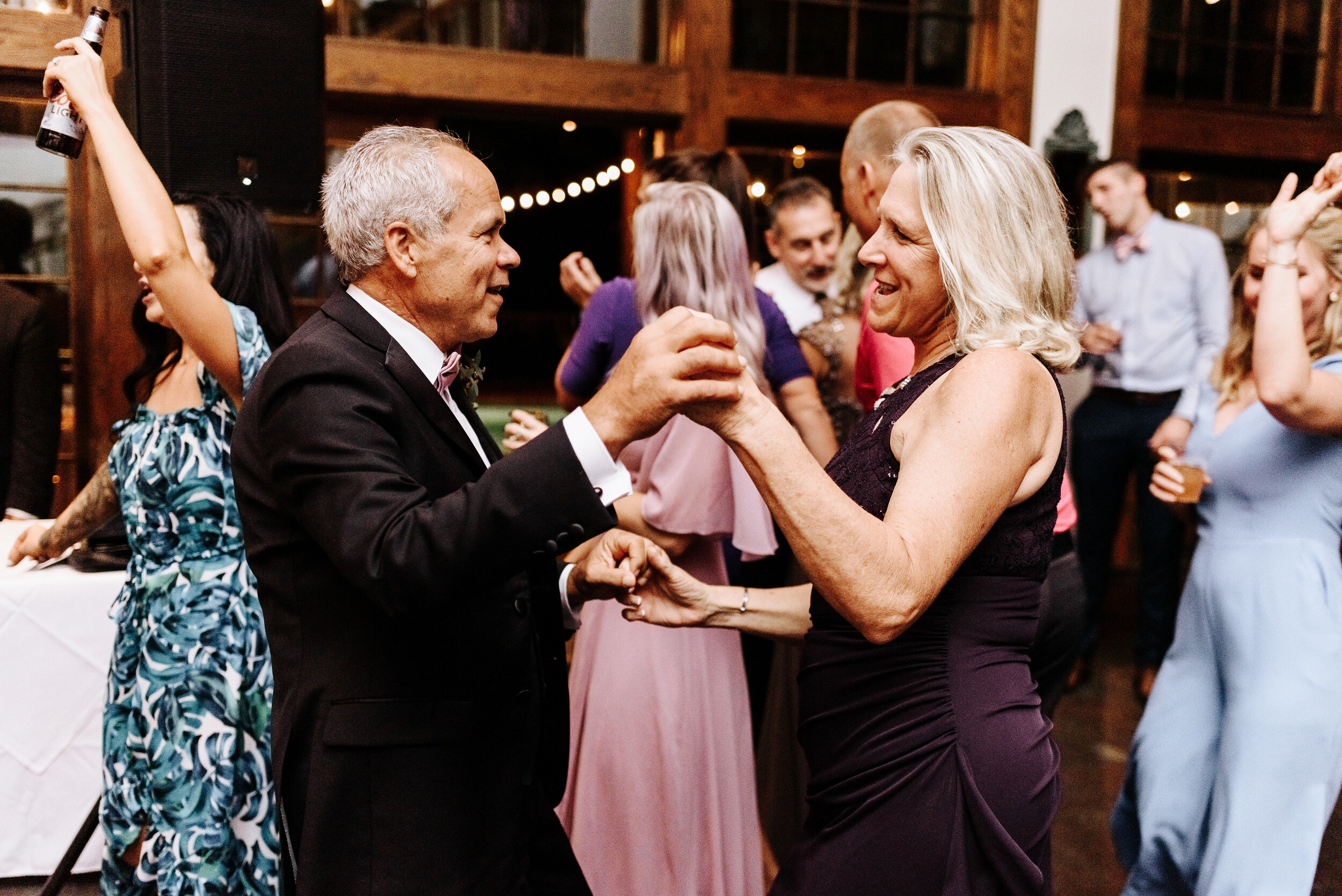 Emily_Mike_Wedding_Celebrations_at_the_Reservoir_Pool_Pavilion_Richmond_Virginia_Wedding_Photographer_Photography_by_V_107.jpg