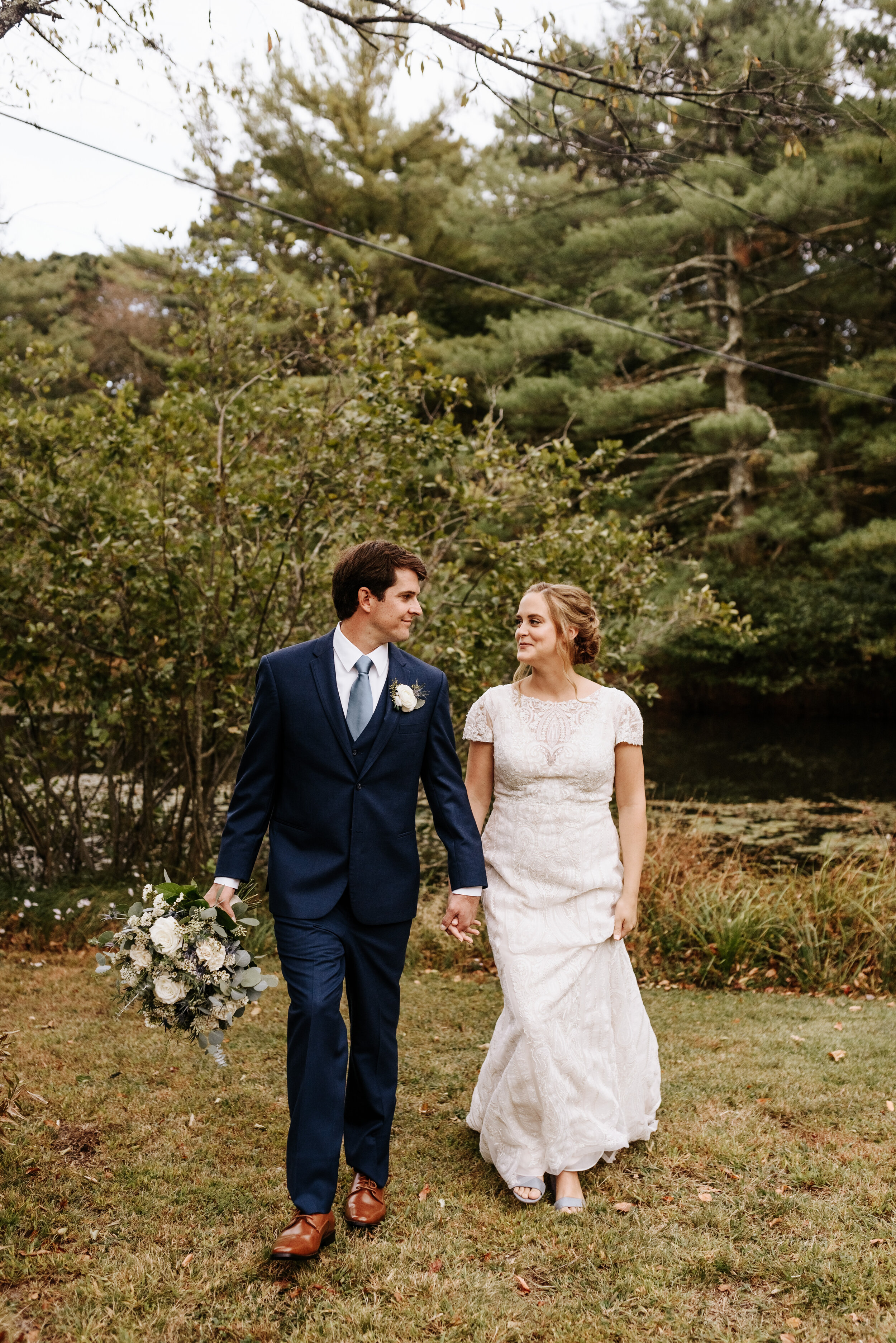 Lizzie-Matt-Wedding-Pats-30-Acres-Wedding-Wall-Township-New-Jersey-Photography-by-V-0079.jpg