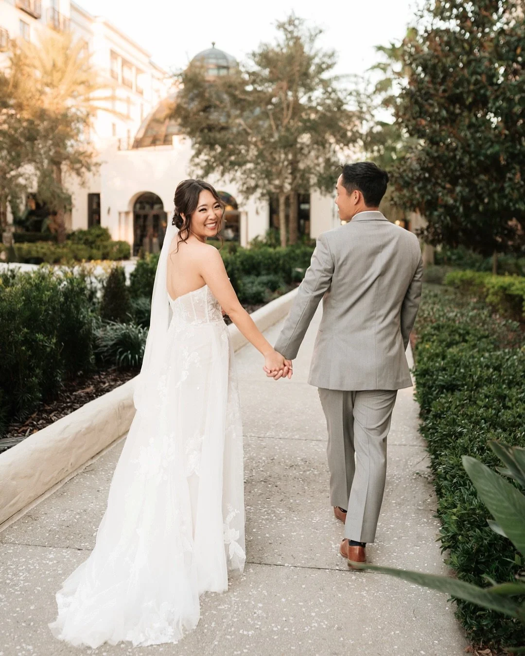Reminiscing on the most beautiful day at the lovely @thealfondinn! 🥰

Photographer: @_photographybyv 
Venue: @alfondinnweddings 
Coordinator: @overeasyevents 
Hair and Makeup: @kristysartistrydesignteam 
Flowers: @fairbanksflorist 
Signage: @letteri