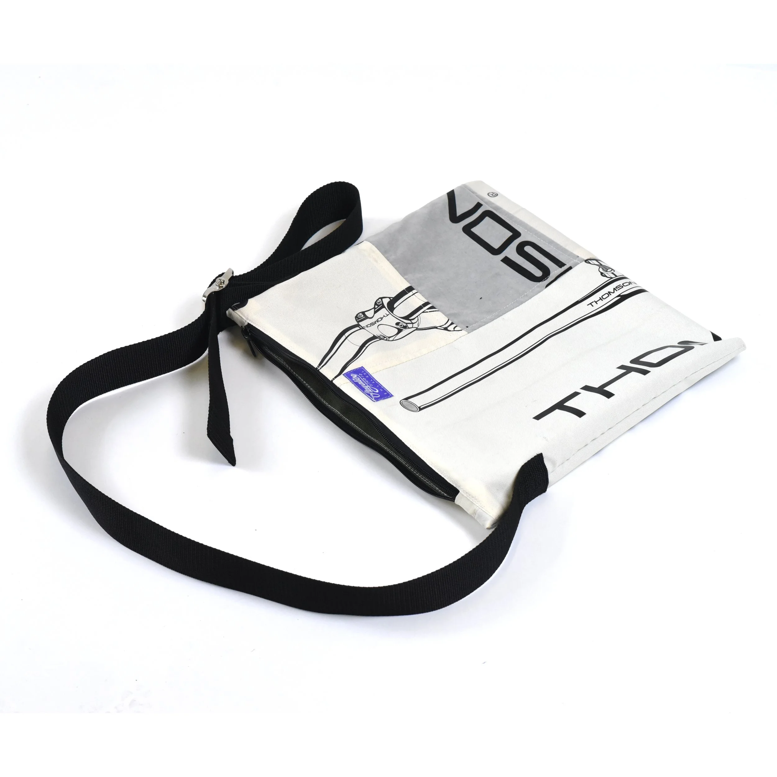 Upcycled Bag 04.jpg