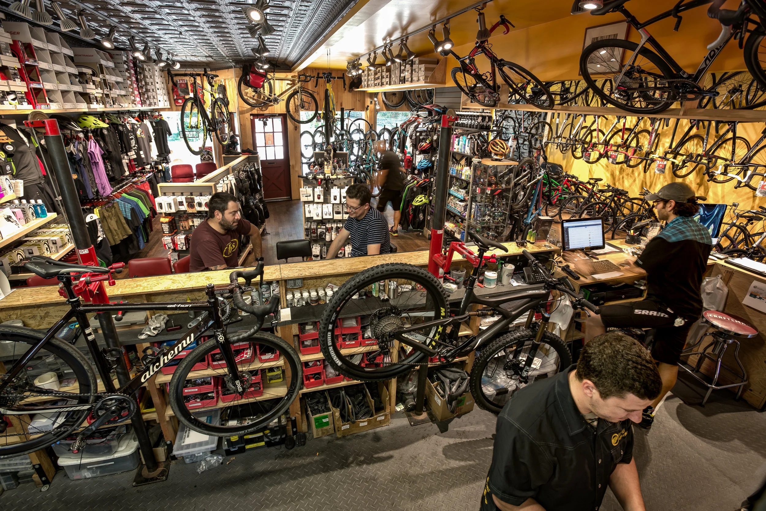 Bicycle Repairs, Alchemy Bicycles, Ibis Bicycles, Club Ride Apparel