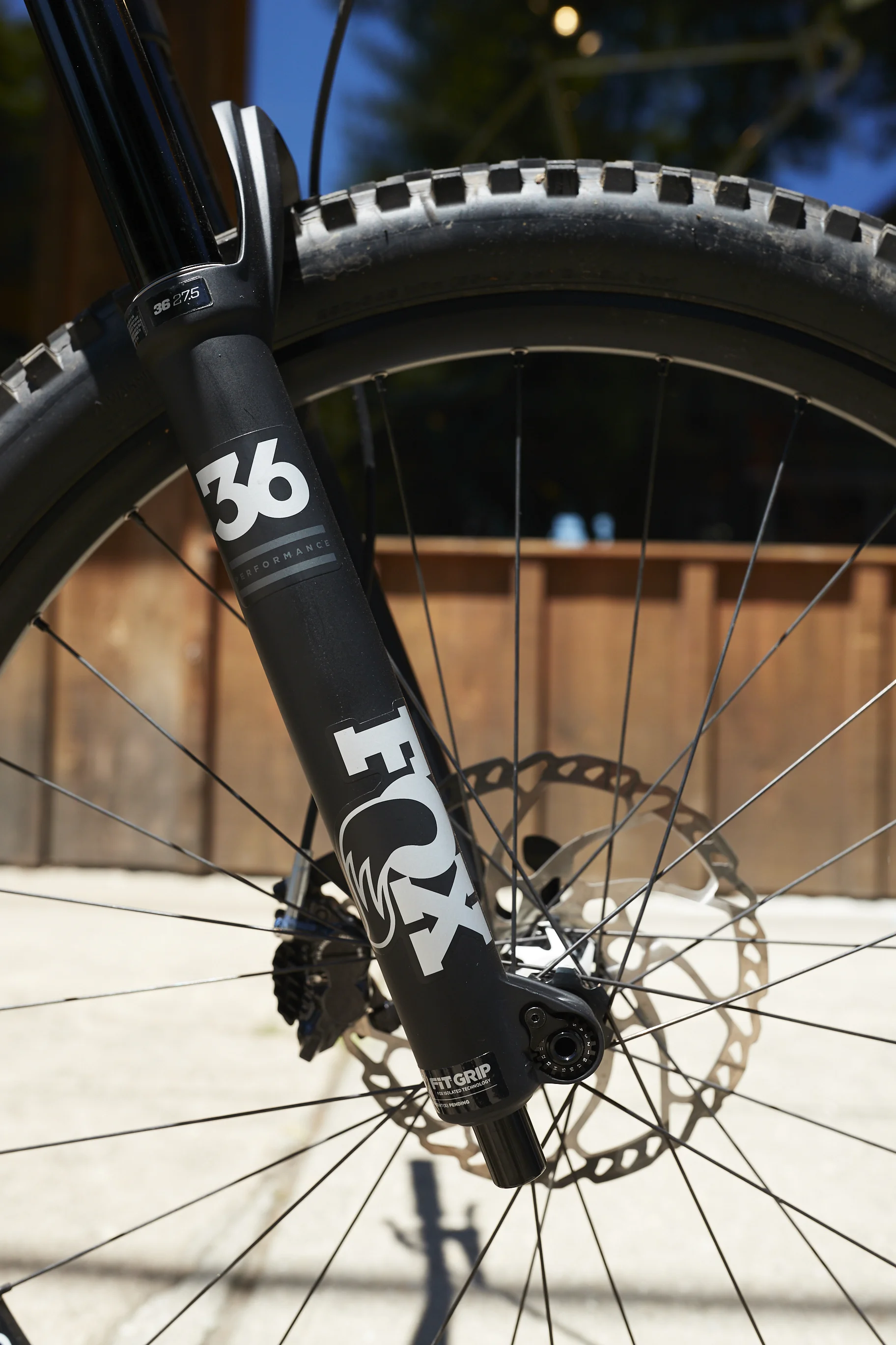 20190701 Yeti SB5 LR - M - Blk 7.jpg