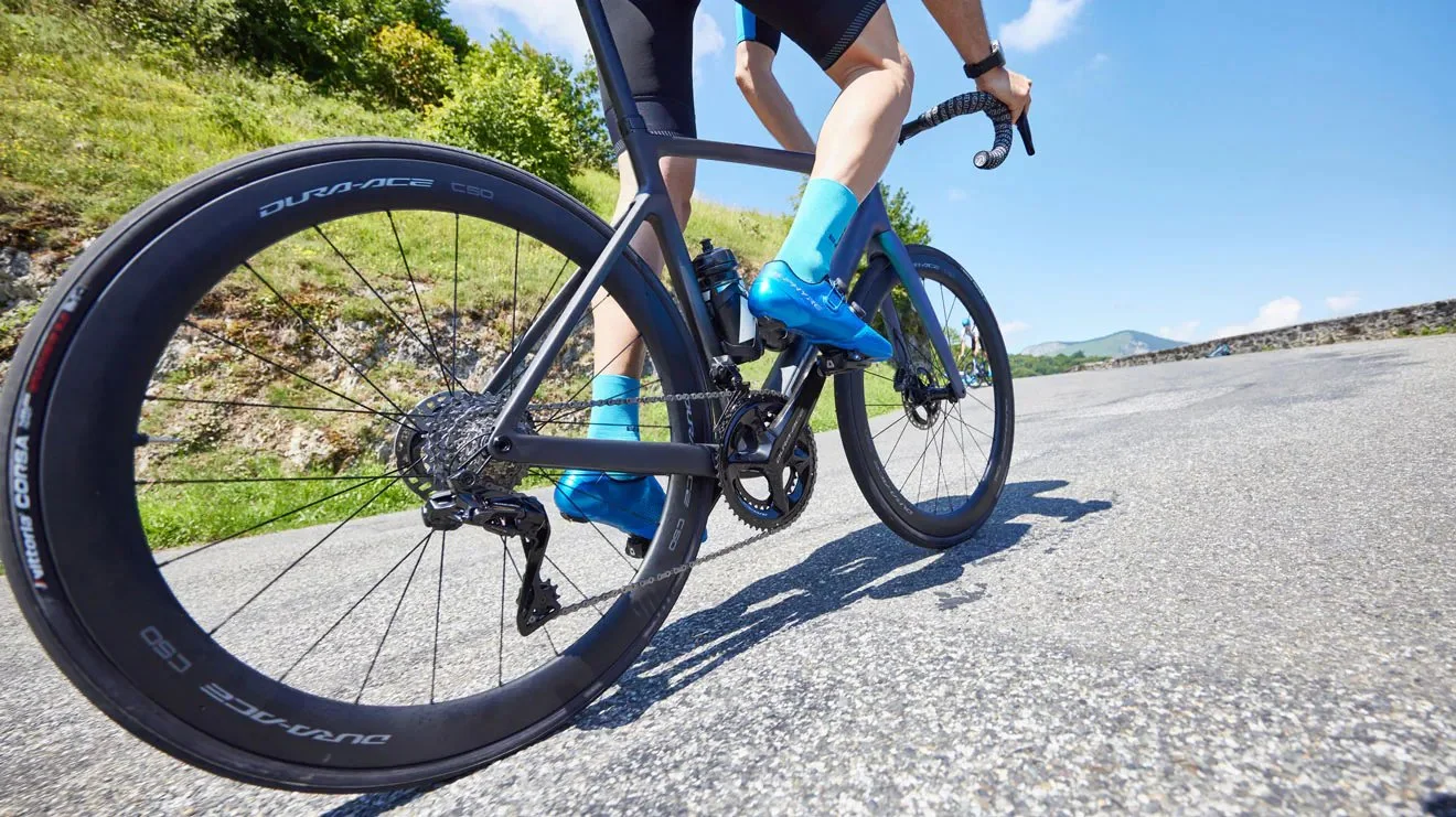 Mechanical vs. Electronic Shifting: Is It Time to Make the Switch?