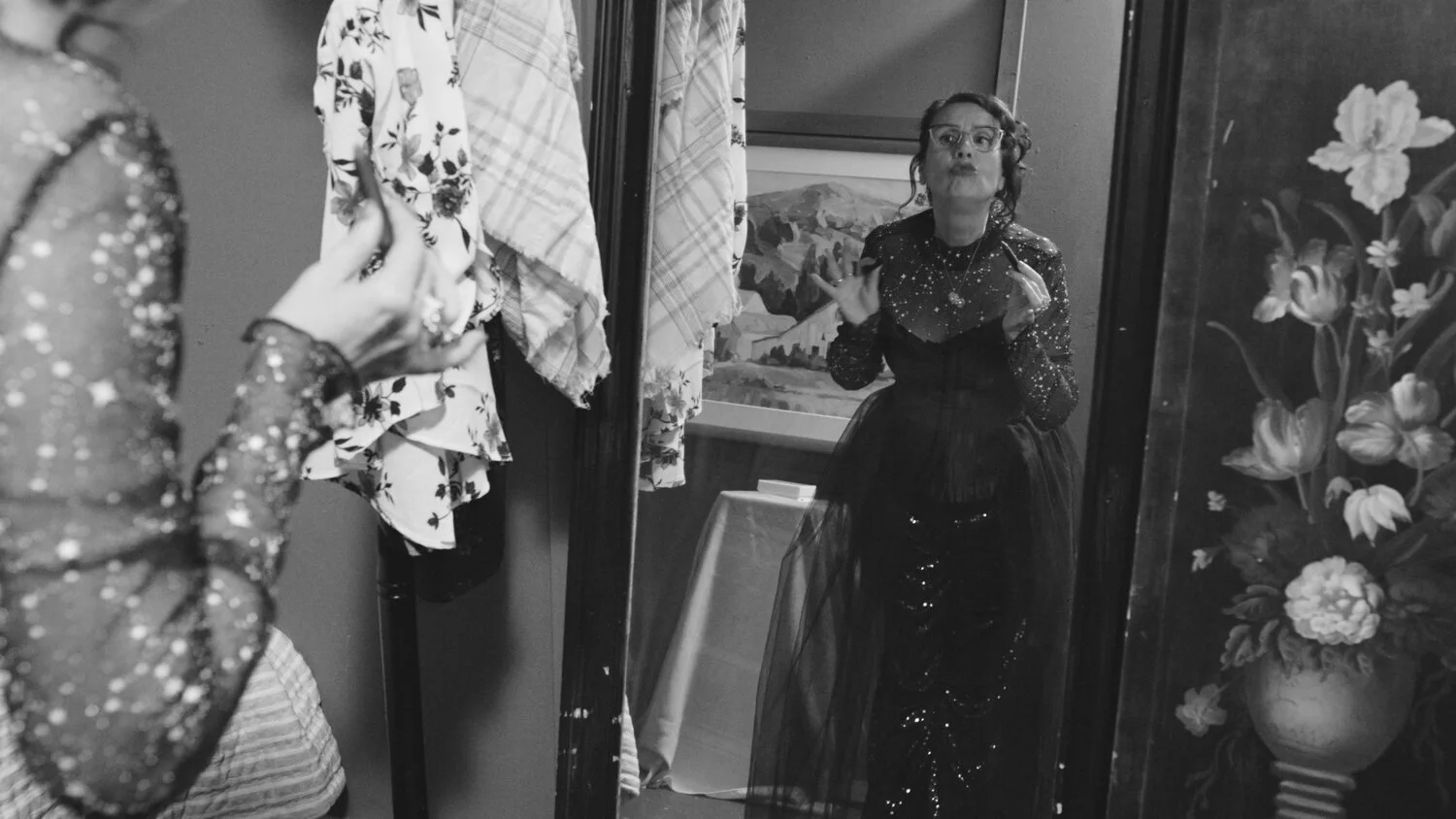 Ingrid+in+the+Mirror.jpg