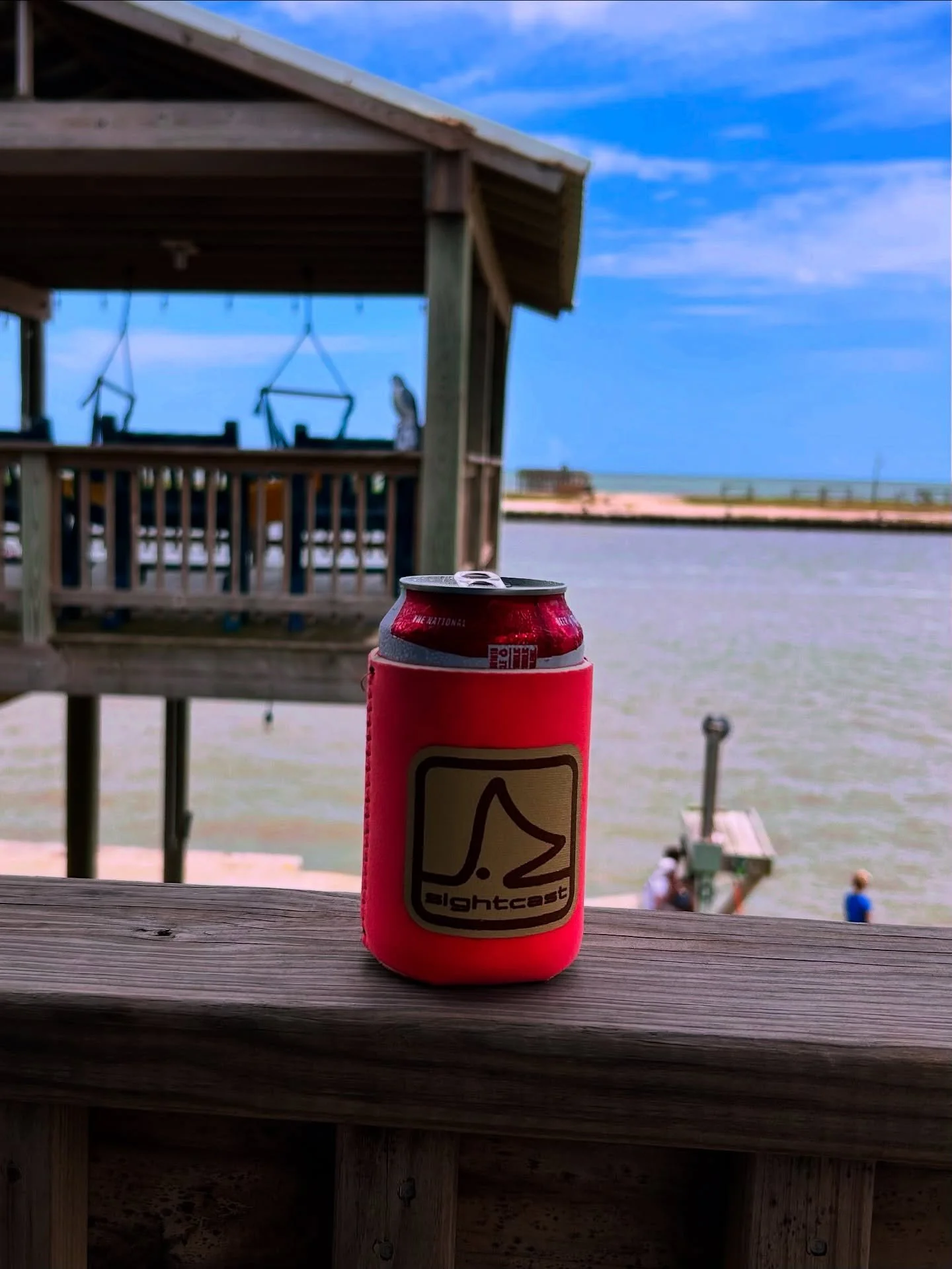 Golden hour.  Cold beer in hand.  Tucked in a Sight Cast koozie, soaking in the bay breeze from the end of a pier.  Living the good life!
.
#sightcast #sightcastfishing #flyfishingapparel #texascoast #texasflyfishing #saltwaterflyfishing #flyfishingl