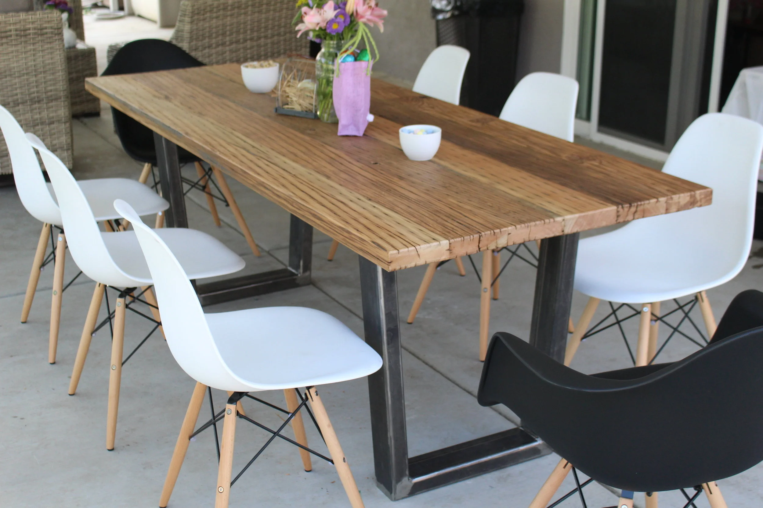 Reclaimed Wood Outdoor Patio Table