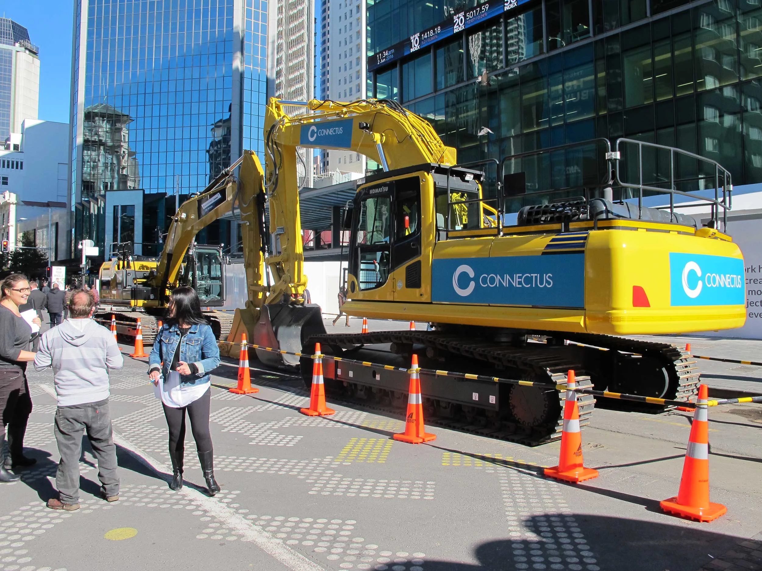 On 2 June 2016, then Prime Minister John Key, Transport Minister Simon Bridges and Auckland Mayor Len Brown formally marked the historic start of the construction of the CRL at a ceremony at the Britomart Train Station.