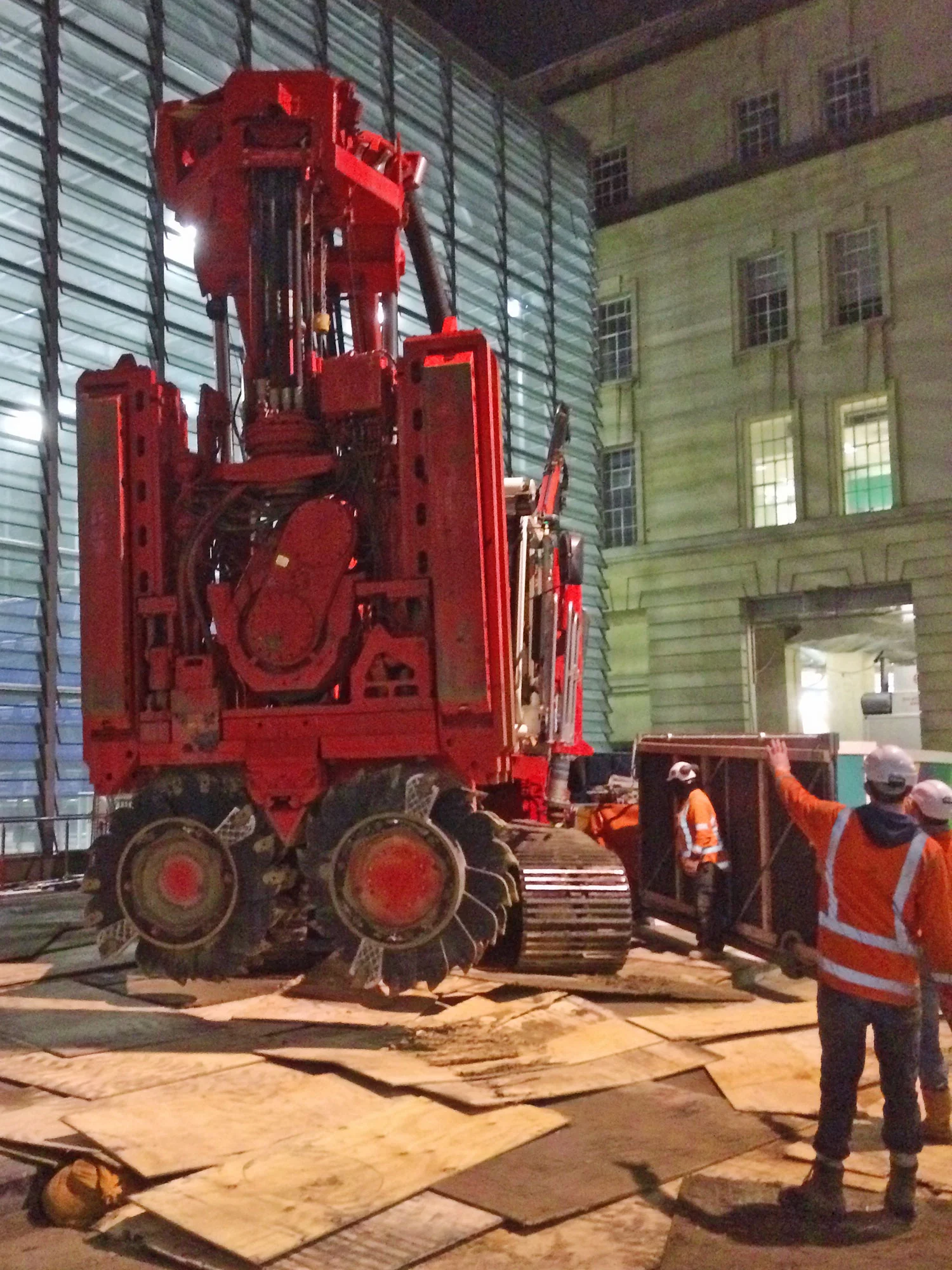 Sandrine being moved into Britomart 30 August 2017