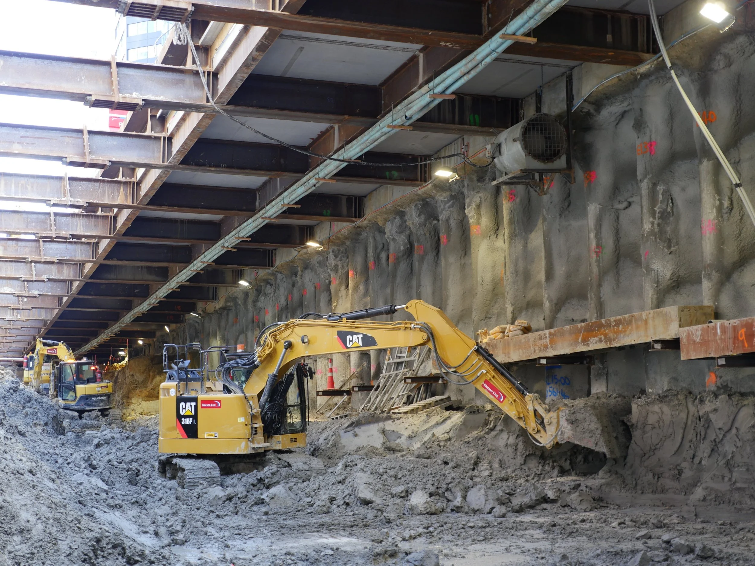 CRL construction Albert Street