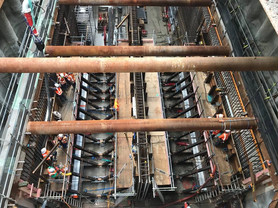 Aerial view of Albert Street tunnel box with workers pouring first 12 metres of outer walls.
