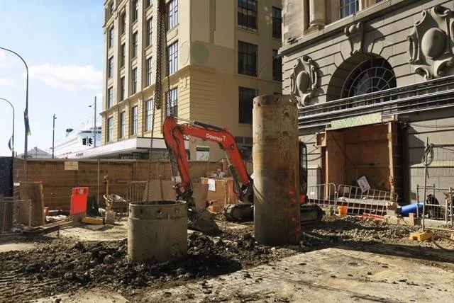 CRL construction in Lower Queen Street May 2018