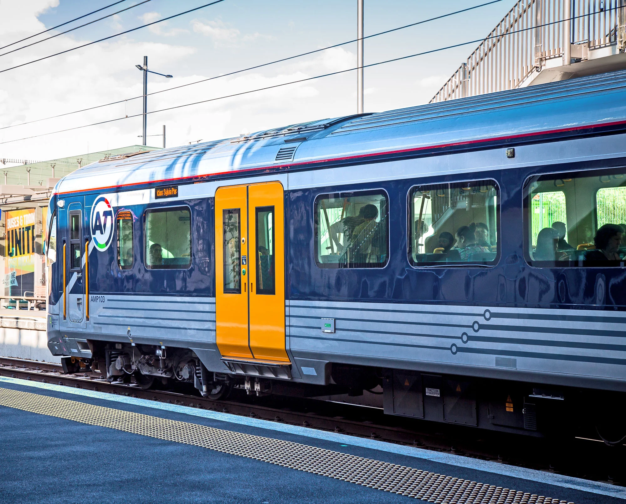 Train-Auckland-banner_web.jpg
