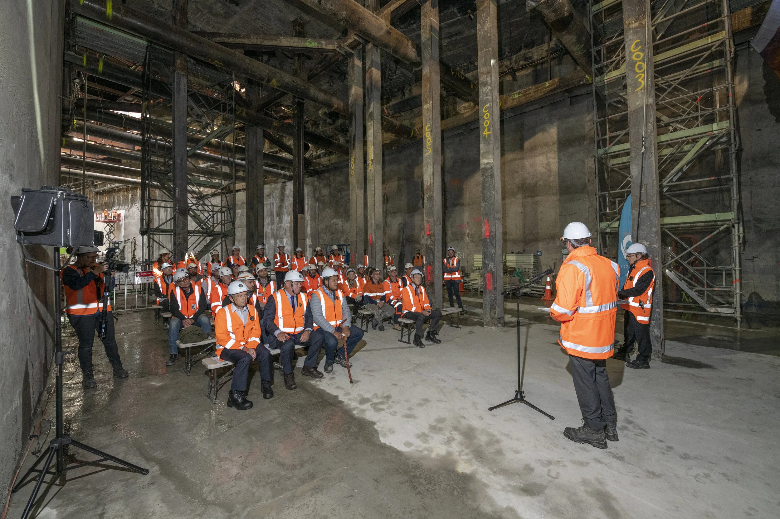 The major #crl #cityraillink milestone breakthrough to the Commercial Bay development site from the Albert Street trench tunnels – in downtown Auckland. 5 December 2018.
