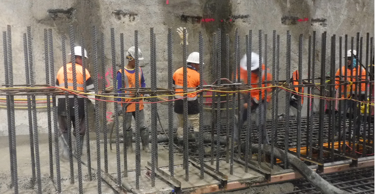   Work has started on construction of the first of the two rail tunnel boxes to be built under the heritage-listed Chief Post Office (CPO) building in lower Queen Street.   