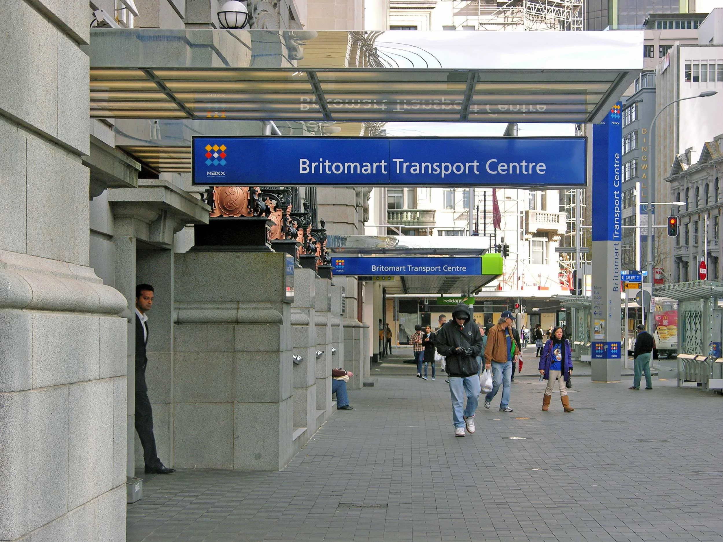 Britomart_transport_centre_Lower_Queen_Street_Auckland.jpeg