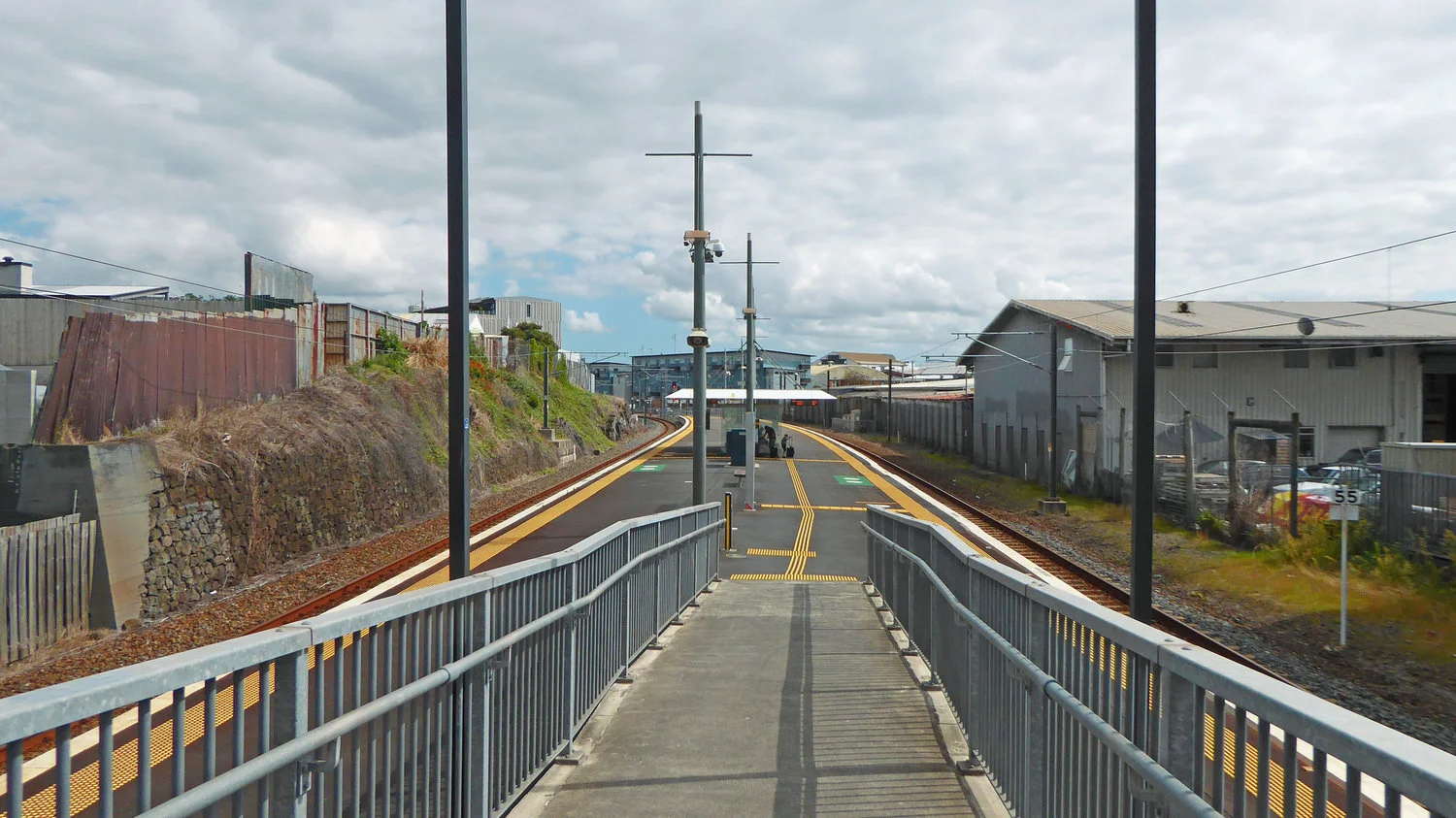 PRESENT: Mt Eden station platform