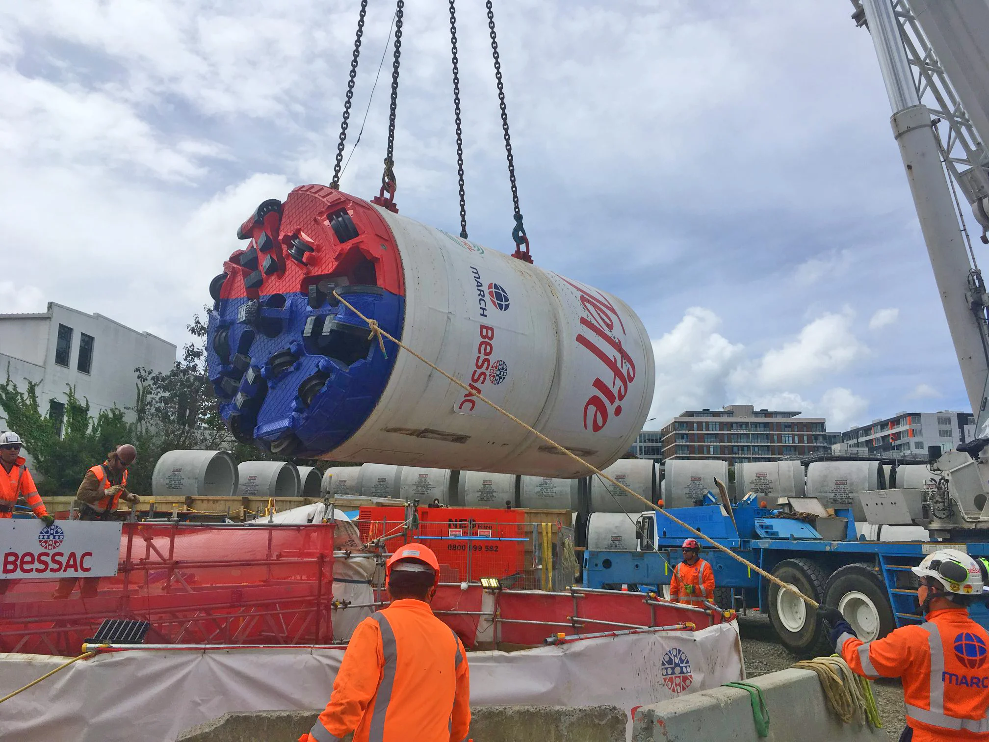 Jeffie being lifted into shaft at Mt Eden, December 2018
