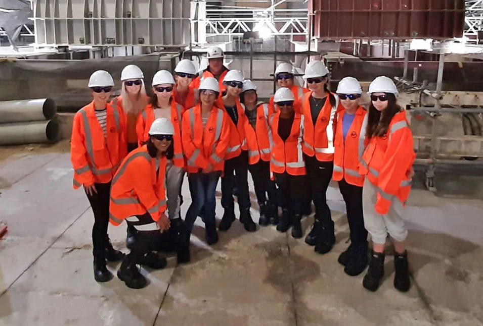 Engineering students get a taste of the CRL for Wonder Week