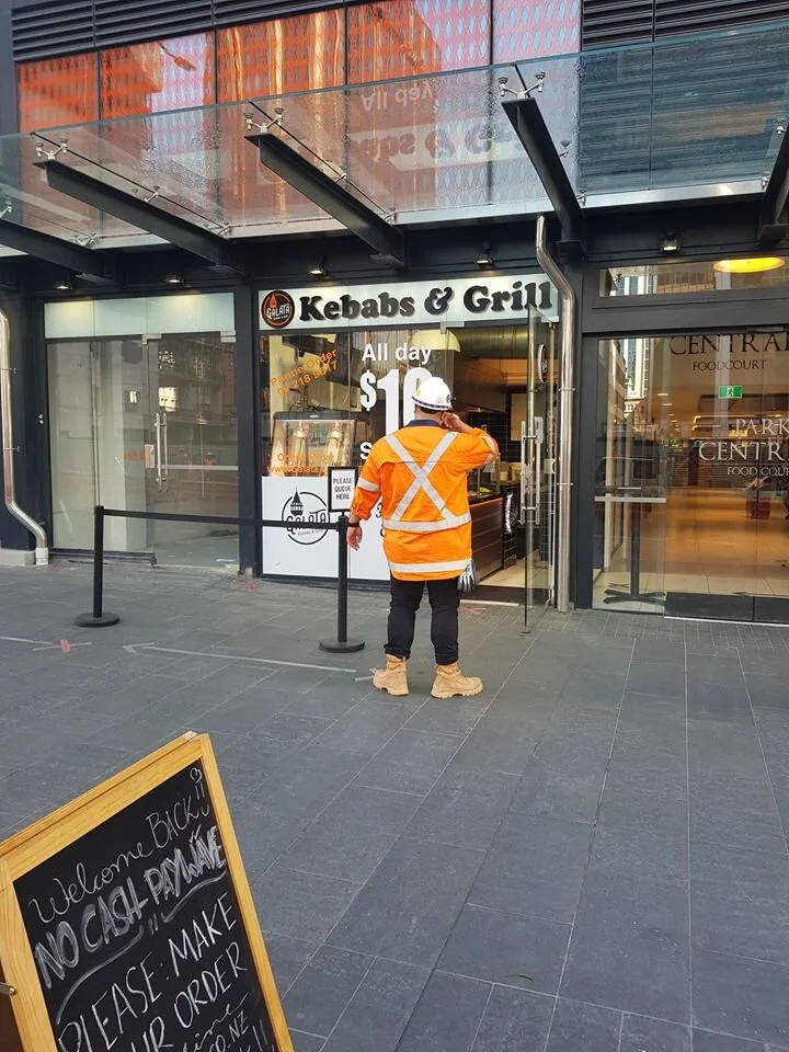  Worker getting lunch during Covid Level 3 Albert St April 2020 