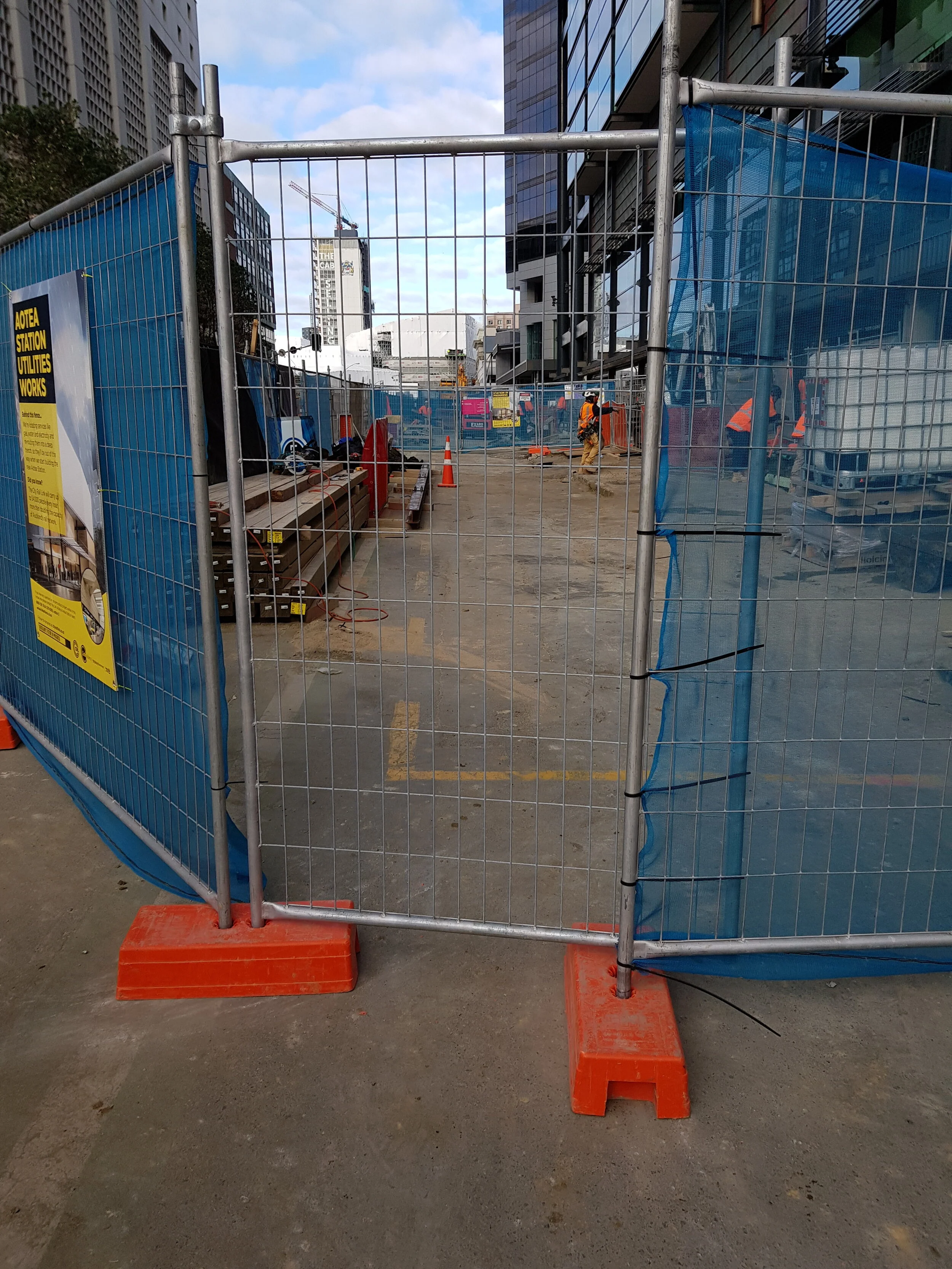  Smaller gates around the construction site 