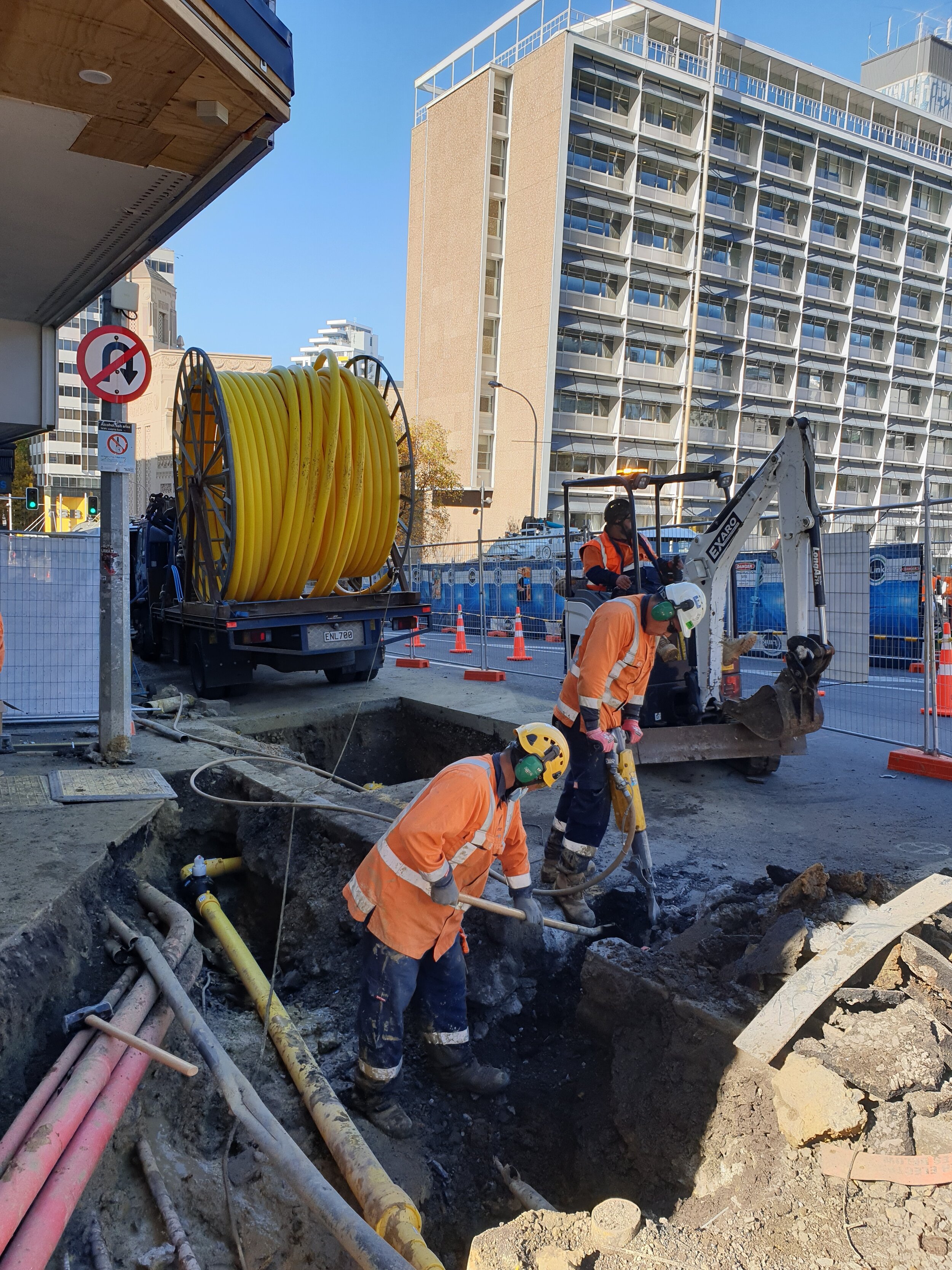 Abhi Amin’s team relocating the gas main around Crowne Plaza June 2020