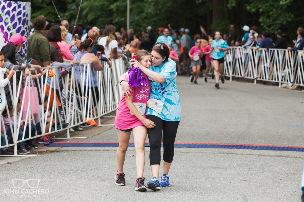2017 Girls on the Run Hampton Roads Spring 5K event photo by John Cachero Photography