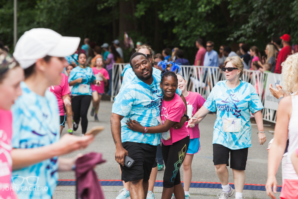 2017 Girls on the Run Hampton Roads Spring 5K event photo by John Cachero Photography