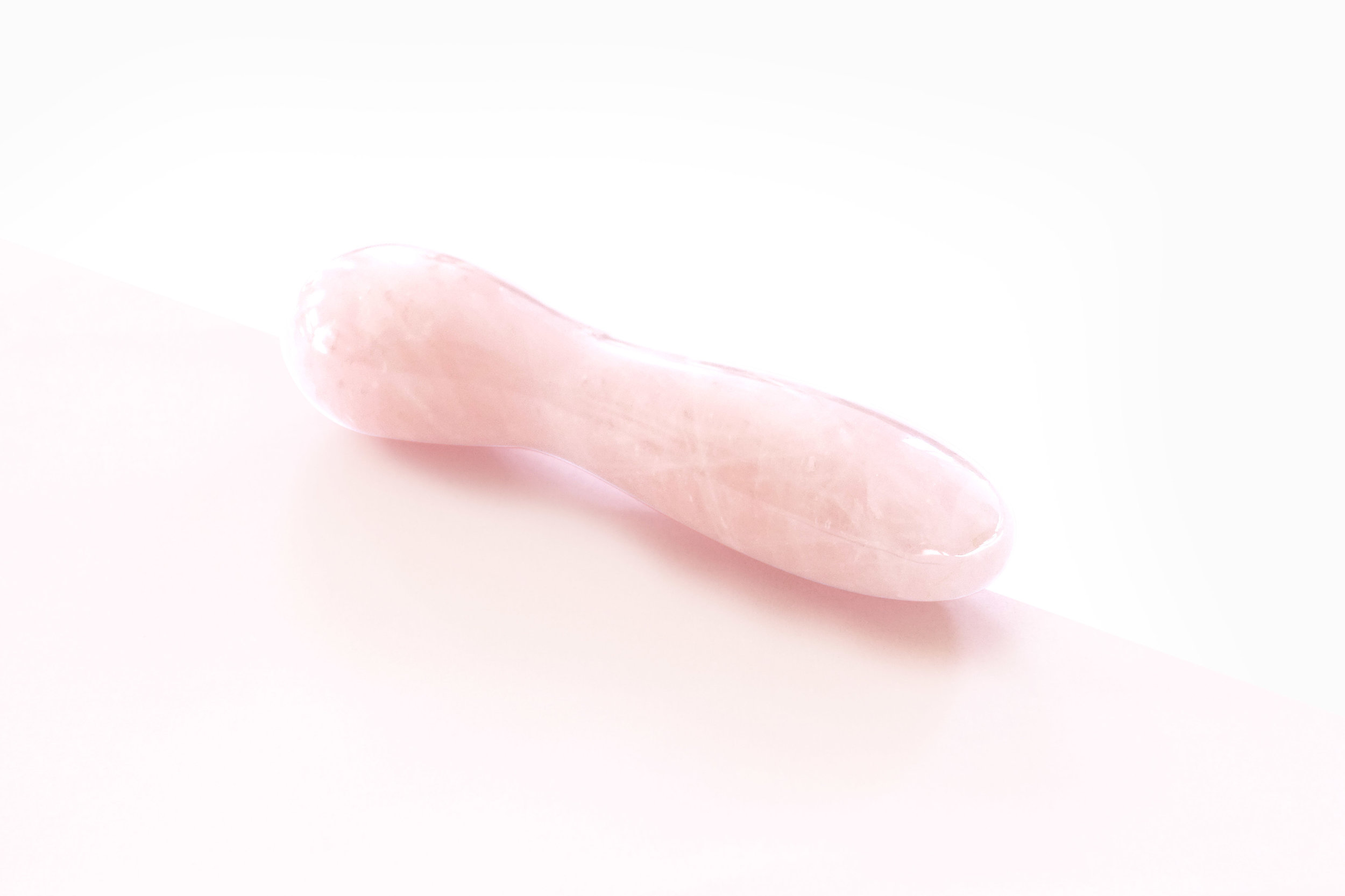 finya-rosenquarz-dildo.jpg