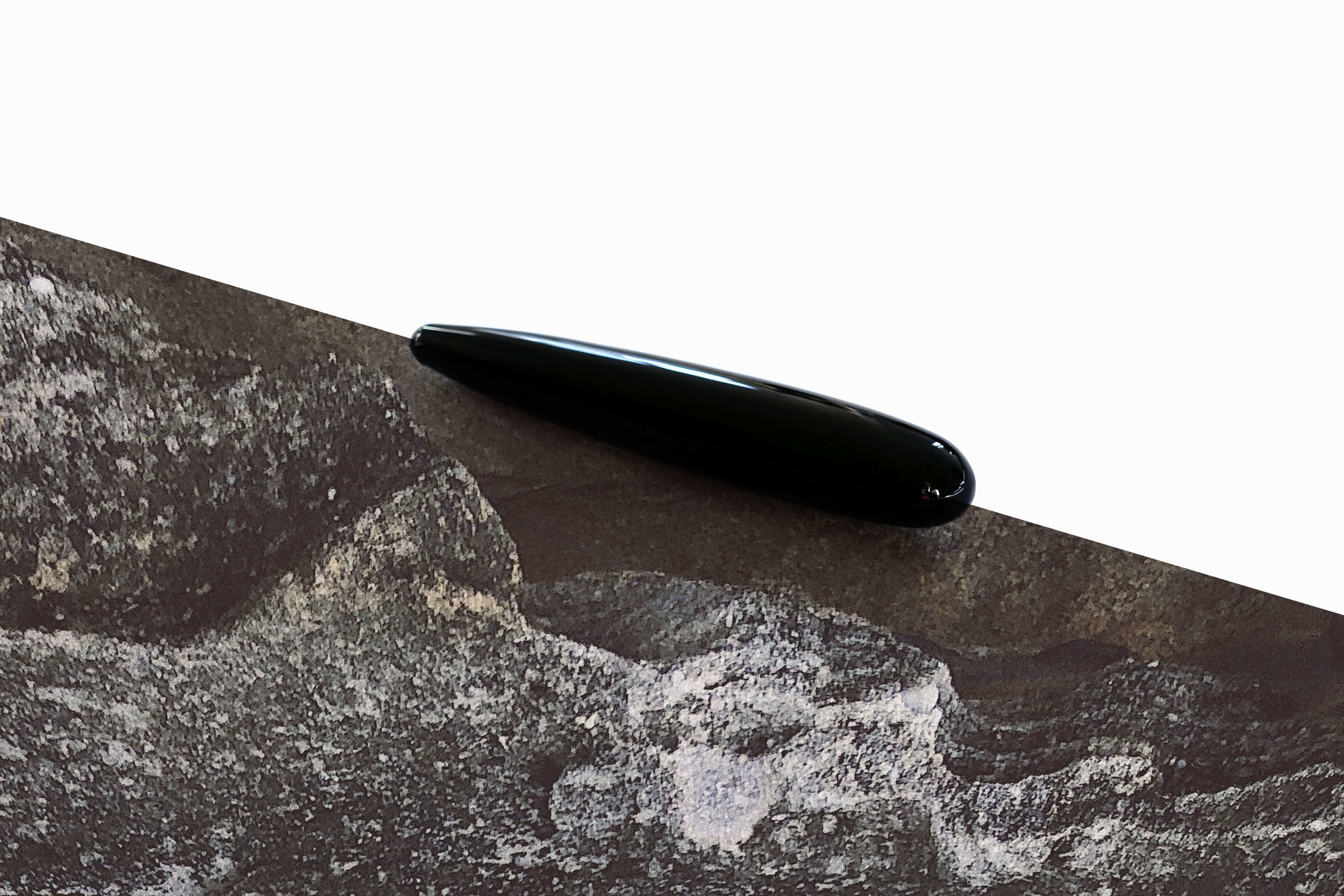 faye-obsidian-kristalldildo-3cm-4.jpg