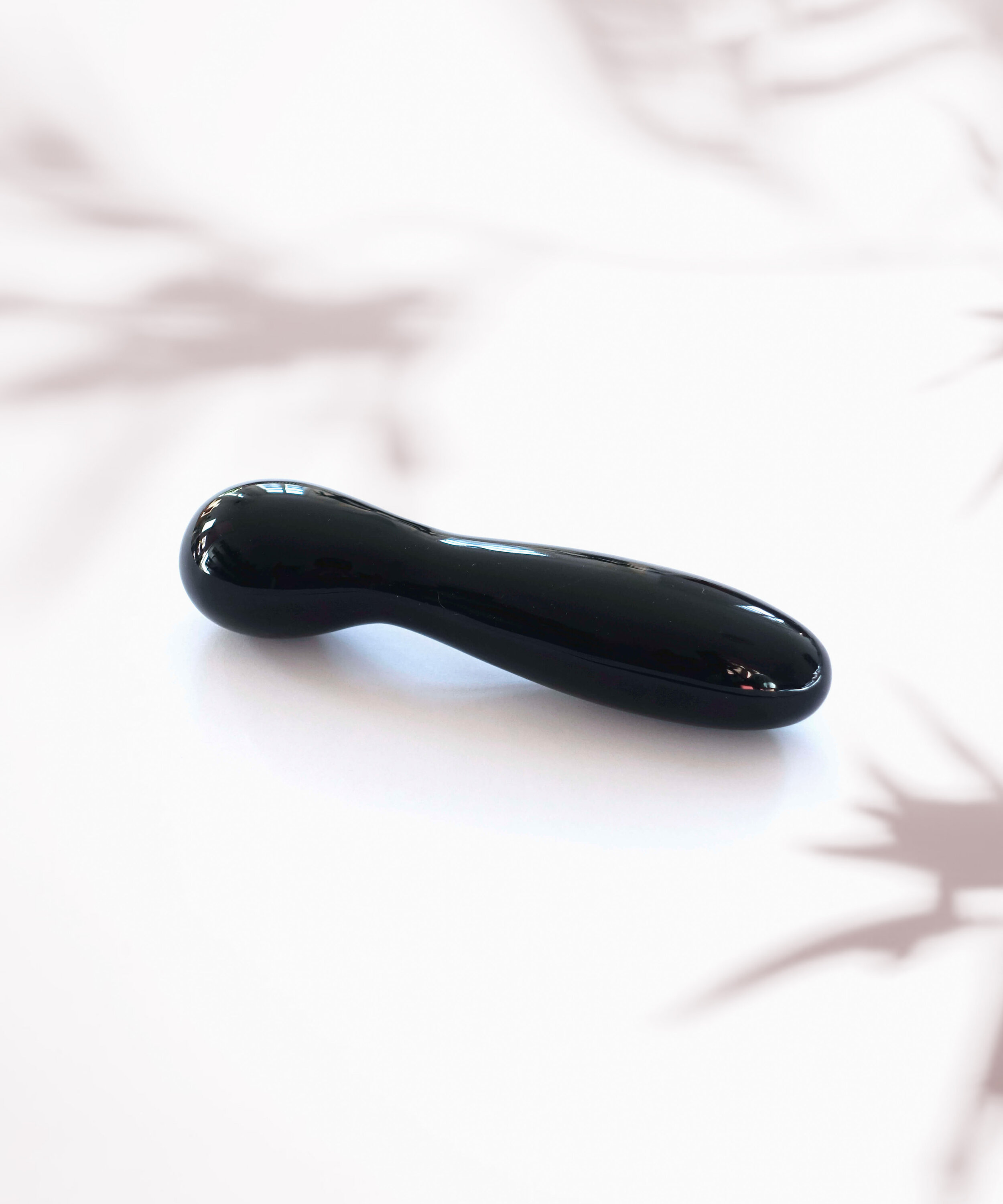 finya-obsidian-dildo-liebelei-shop.jpg