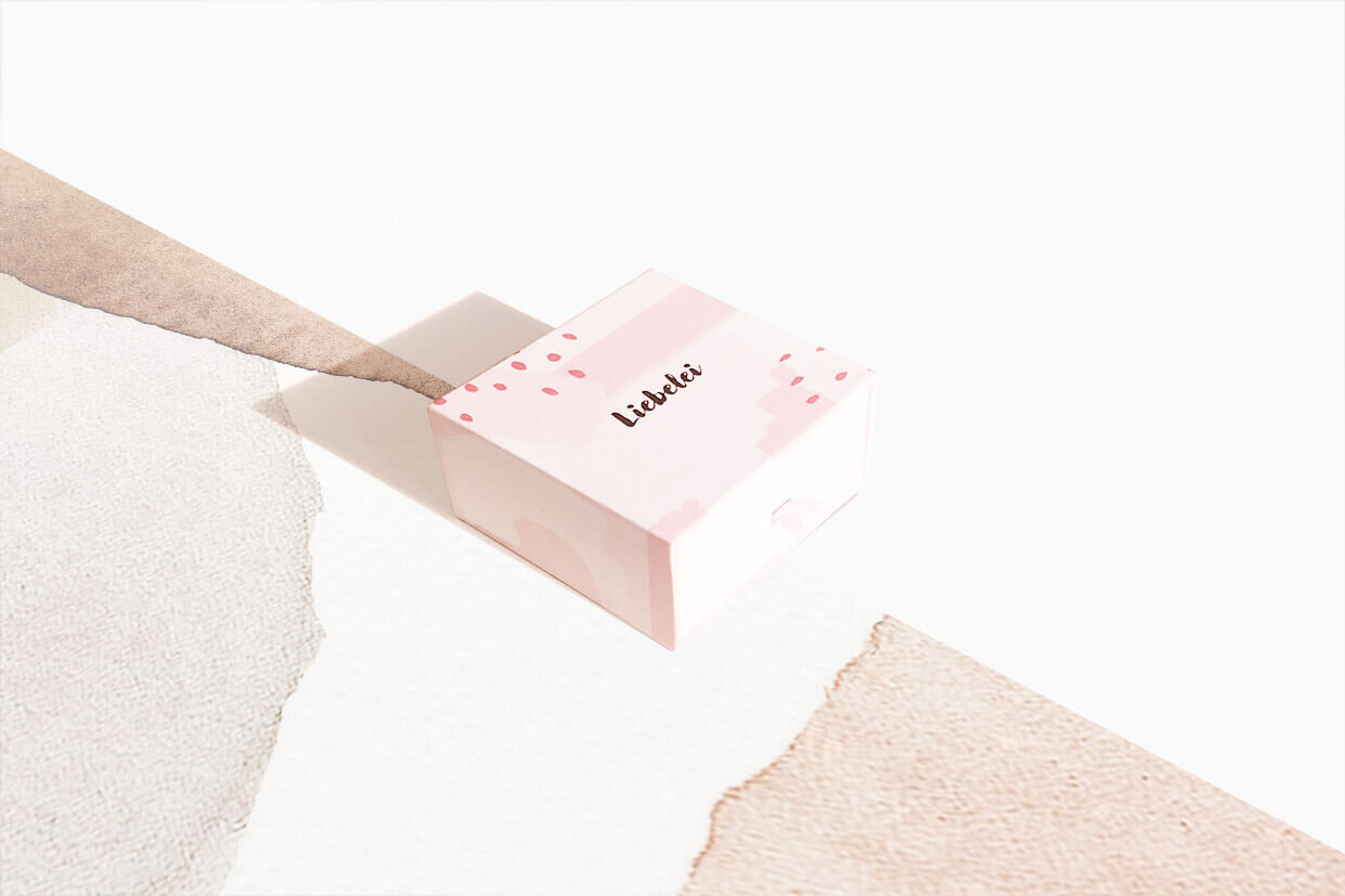 lynea-jade-packaging.jpg