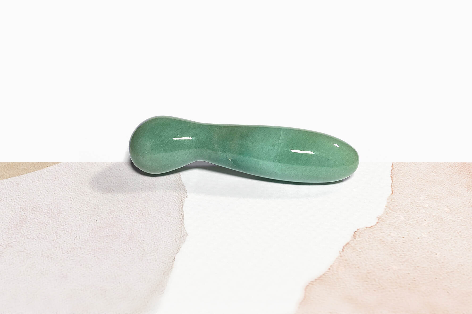 finya-jade-dildo.jpg