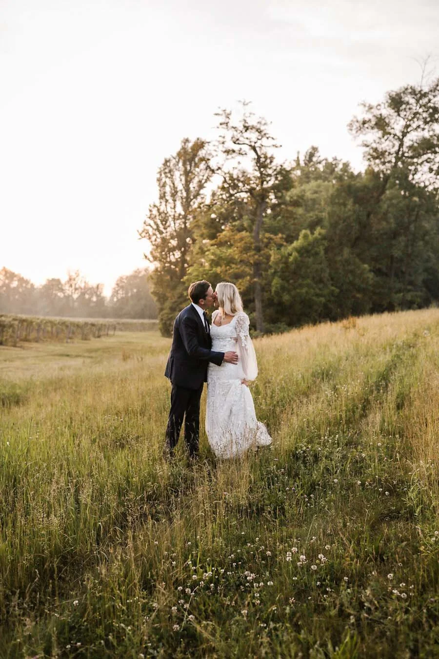 midwesternbride.com | The Midwestern Bride Wedding Planning and Design | Hidden Vineyard Weddings (46).jpg
